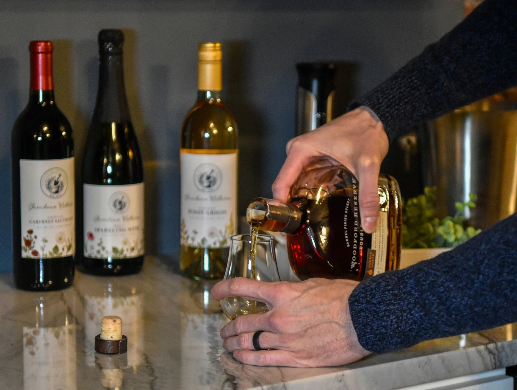 A day out.
Dinner in town.
Maybe the casino.

Then back to quiet.
Porch lights on.
Fields settling in.
The kind of stillness that lets the night exhale.

The best weekends have a little of both.

#TerreHauteIndiana #IndianaFarmStay #WeekendGetaway #F