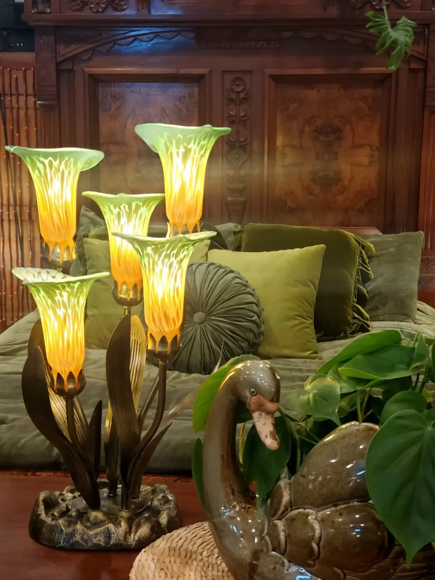 💚 Rhiannon Antiques 💚
1526 S Vista Ave Boise 
Open Wed-Sat 10-5pm 
Sun 10-4pm