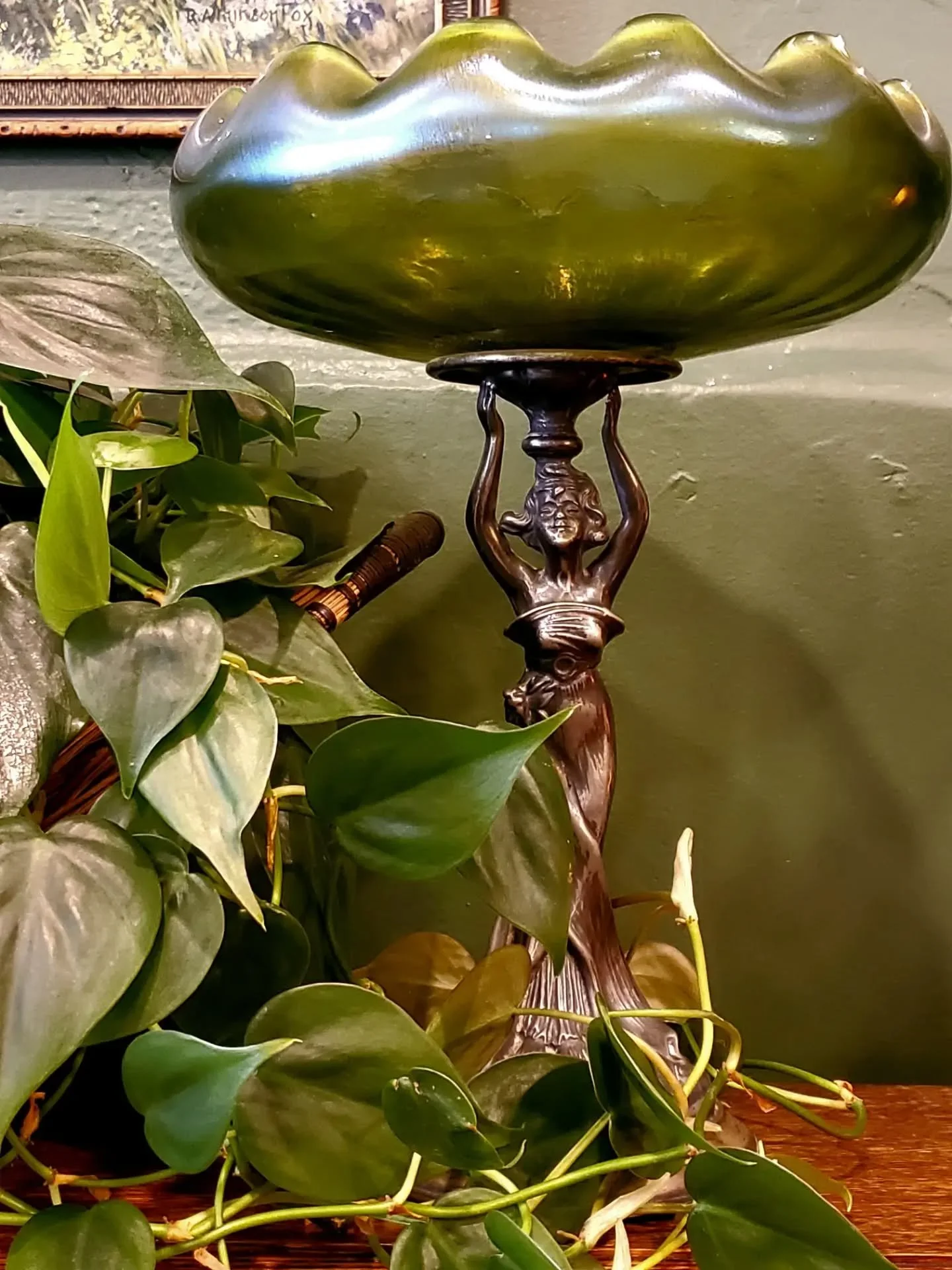 Rhiannon Antiques 
1526 S Vista Ave Boise 
Open Wed-Sat 10-5pm 
Sun 10-4pm