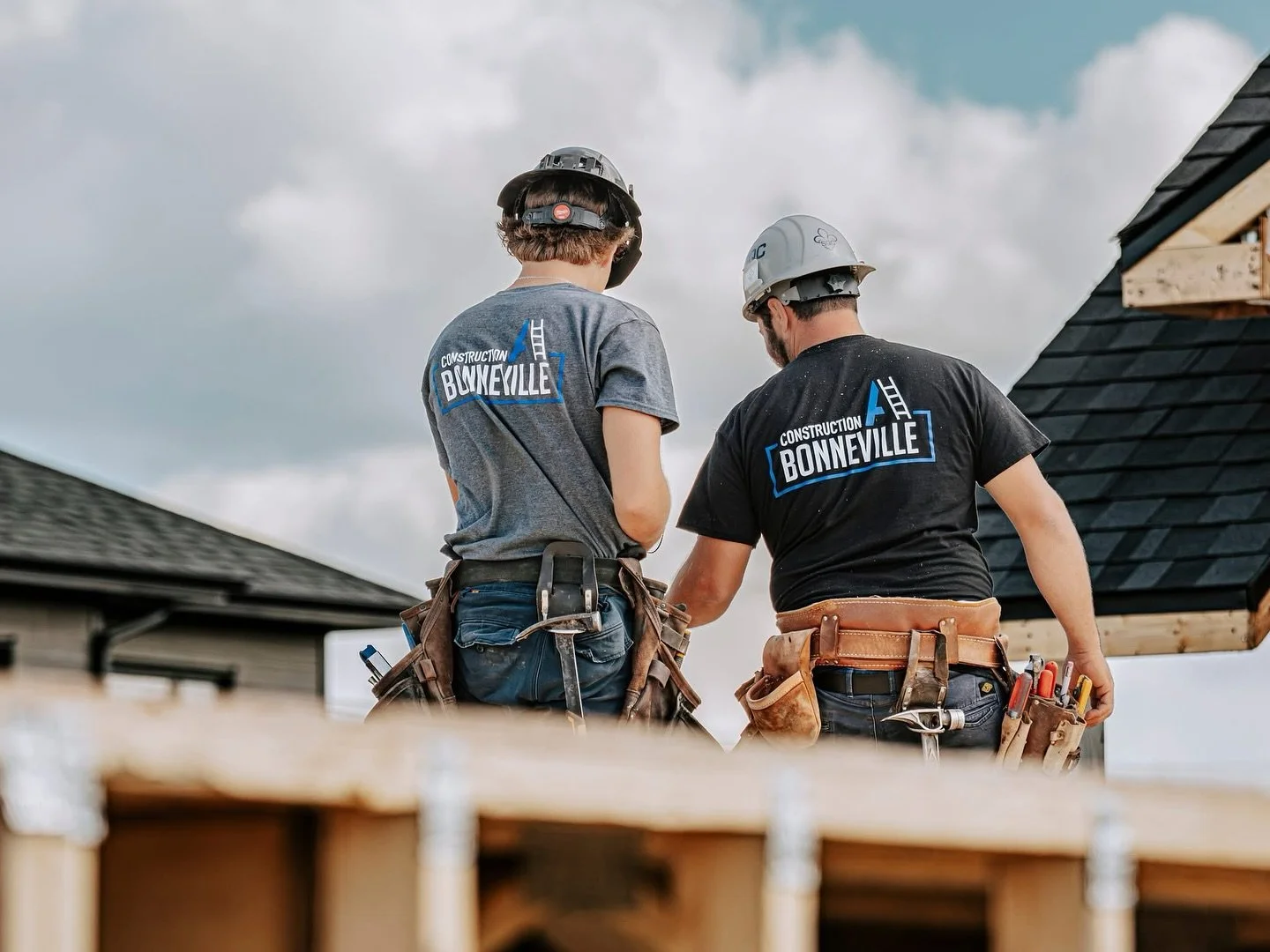 🔨 Des beaux gros projets en cours chez Construction A. Bonneville!
Toujours un plaisir d’aller rendre visite à la belle gang d’Antho et de voir les voir à l’oeuvre.👷‍♂️✨