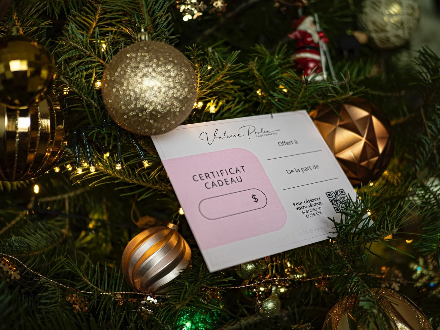 Pour les F&ecirc;tes, ou simplement pour faire plaisir &agrave; quelqu&rsquo;un que tu aimes, j&rsquo;offre des certificats-cadeaux Val&eacute;rie Poulin Photographie 🩷.

Ils peuvent donner acc&egrave;s &agrave; :
📸 Des s&eacute;ances famille rempl