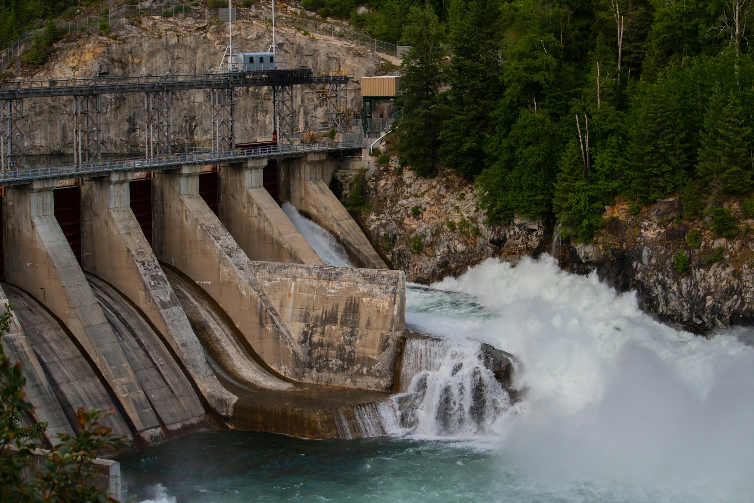 Flood Prevention – How Spillways Help Control Water Flow