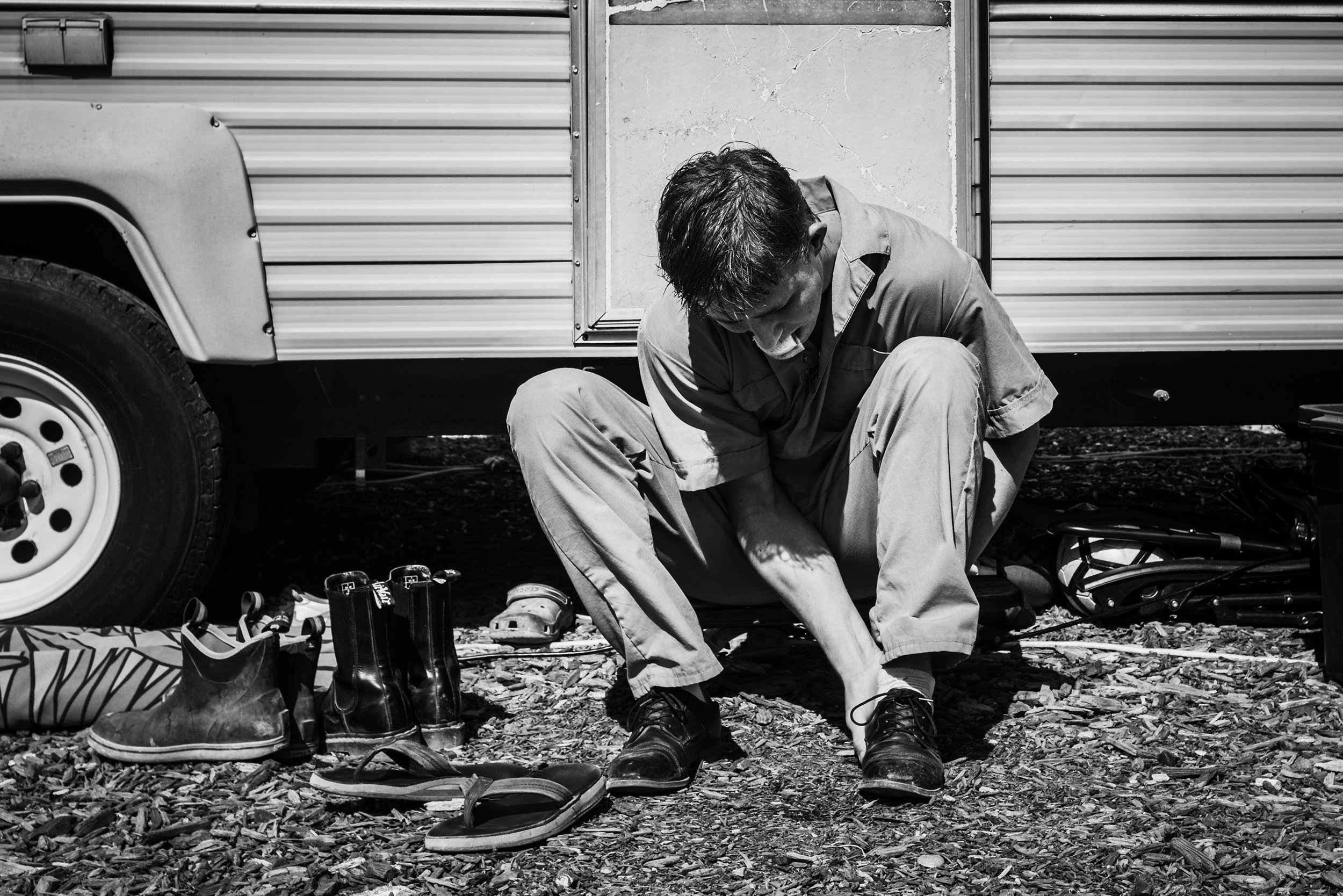 Shoestring.Circus.002wb.jpg