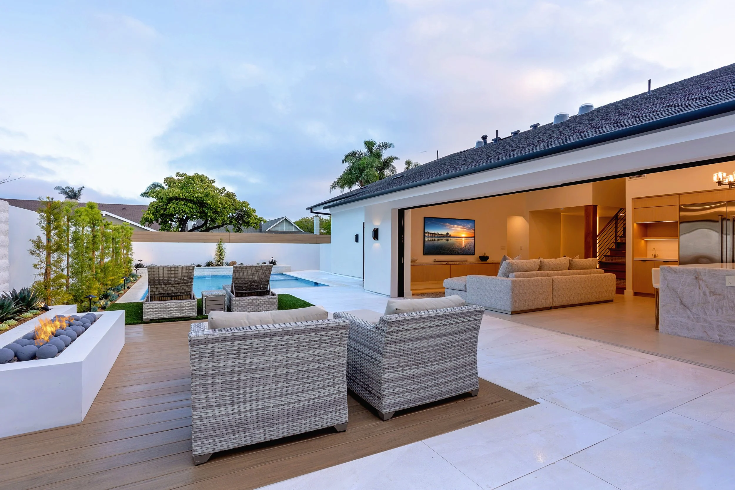 huntington-beach-backyard-pool-fire-feature-open-concept-design.jpg