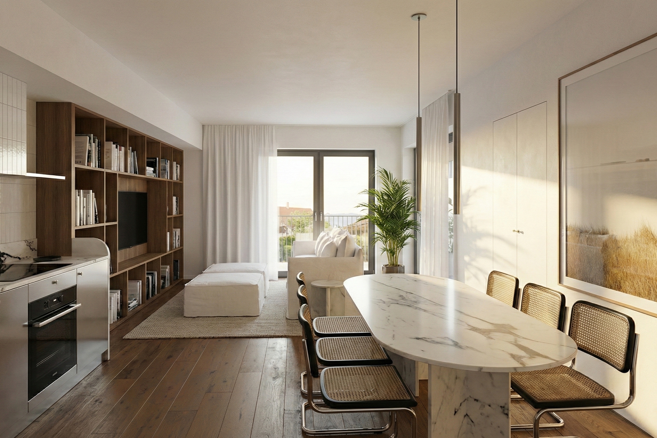 Soggiorno con divano, libreria in legno, tavolo in marmo e sedie in tessuto, porta finestra con vista balcone, piante e decorazioni moderne.