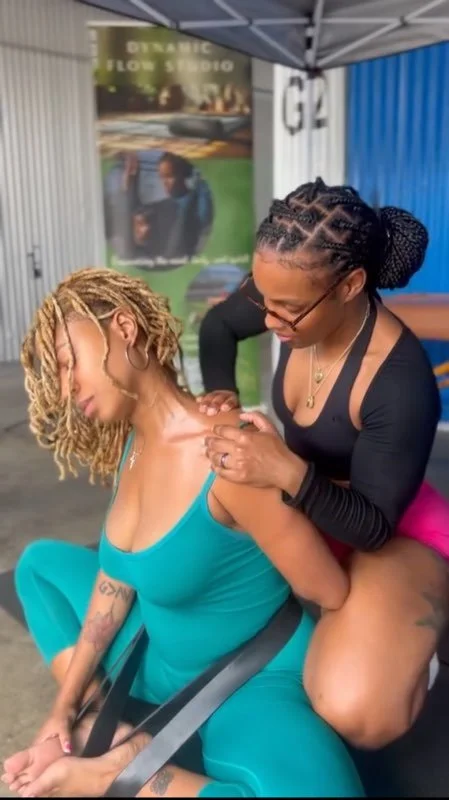 kiki stretch.jpg