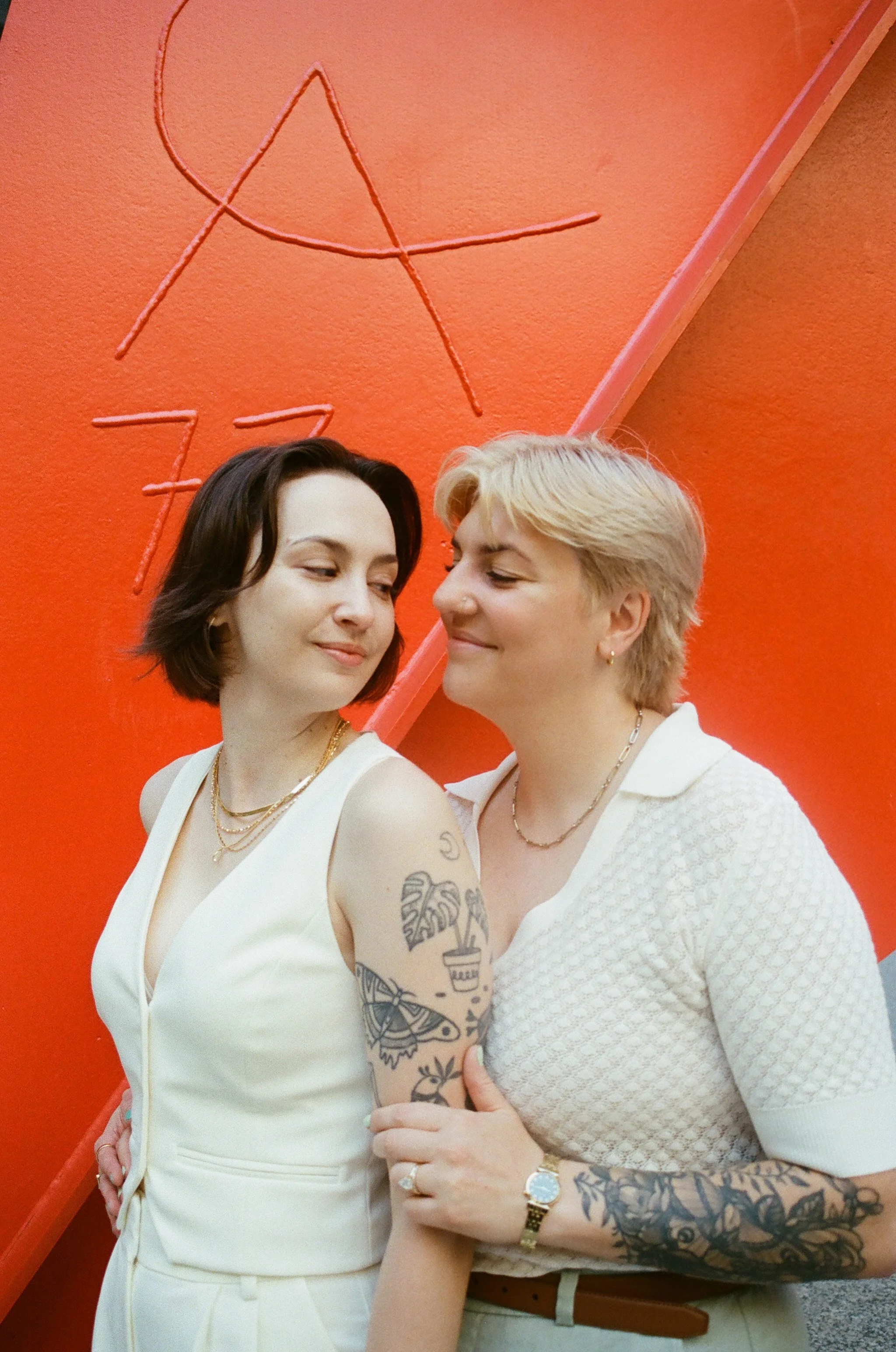 The Perfect Route for your Chicago City Hall Elopement Photos