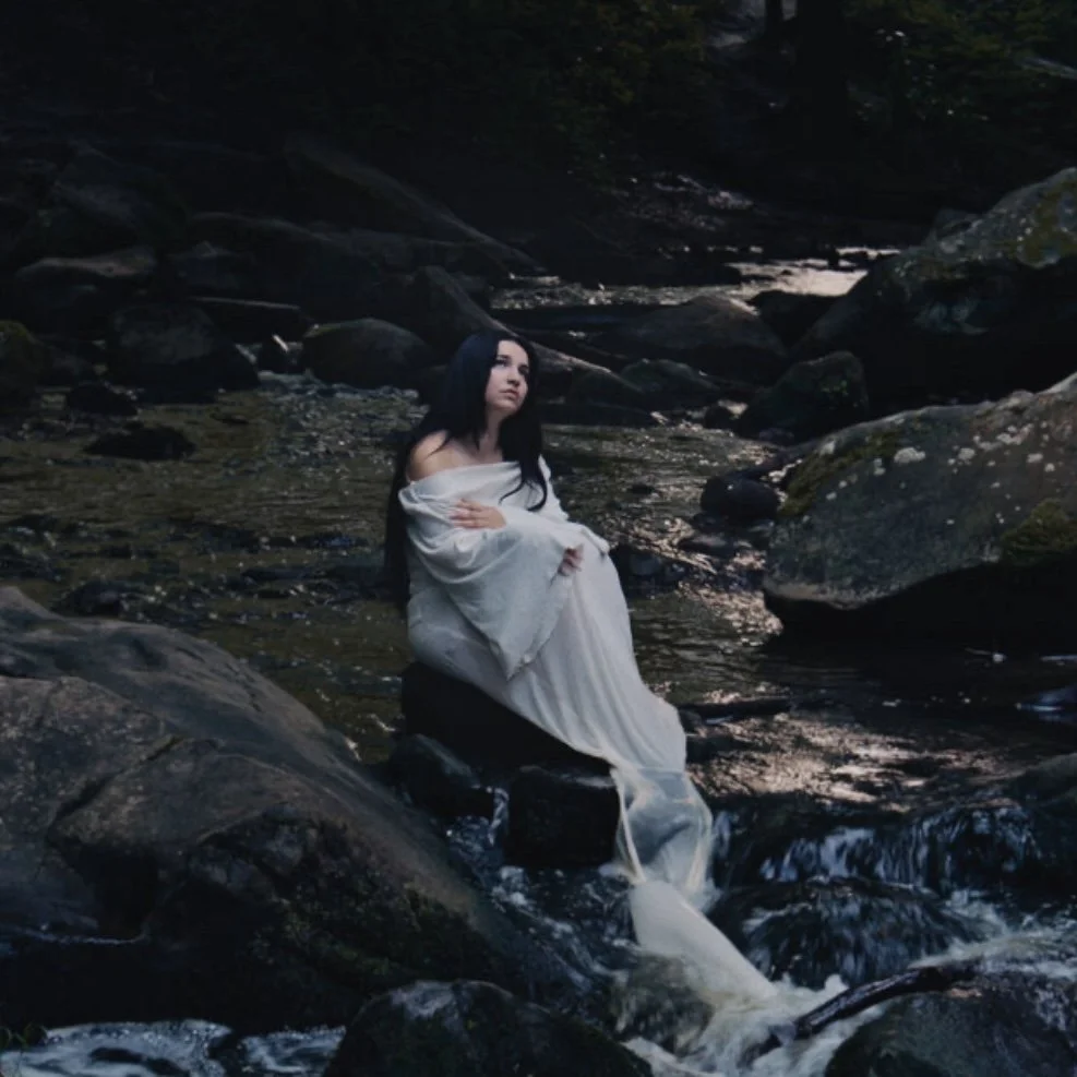 Myla - Under The Same Moon (Pétrole Brut Remix).jpeg