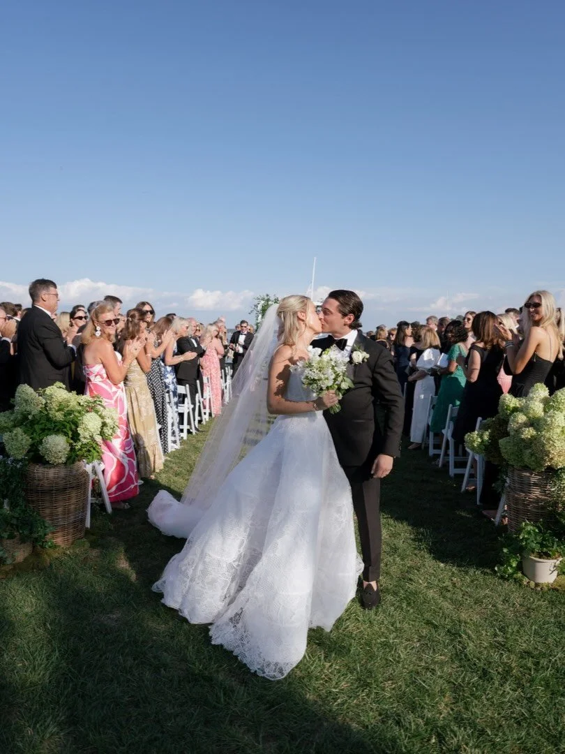 When shape leads, the flowers follow.

This one was all about form, balance, and restraint. We worked with a clean palette of white and green, letting sculptural blooms and layered texture bring the impact.

By focusing on shape, we created depth wit