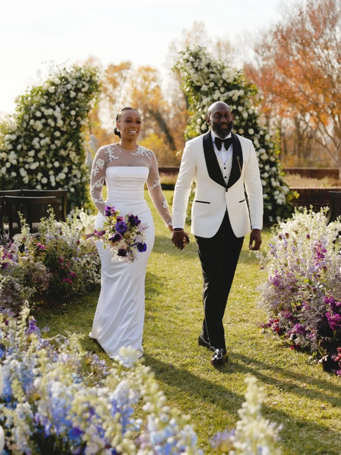 Color isn&rsquo;t an accent. It&rsquo;s the whole point.

That&rsquo;s why we don&rsquo;t tuck it into the background. We build with it, lead with it, and let it set the tone from the very first bloom.

Planning + Design: @bastonishedevents
Photograp