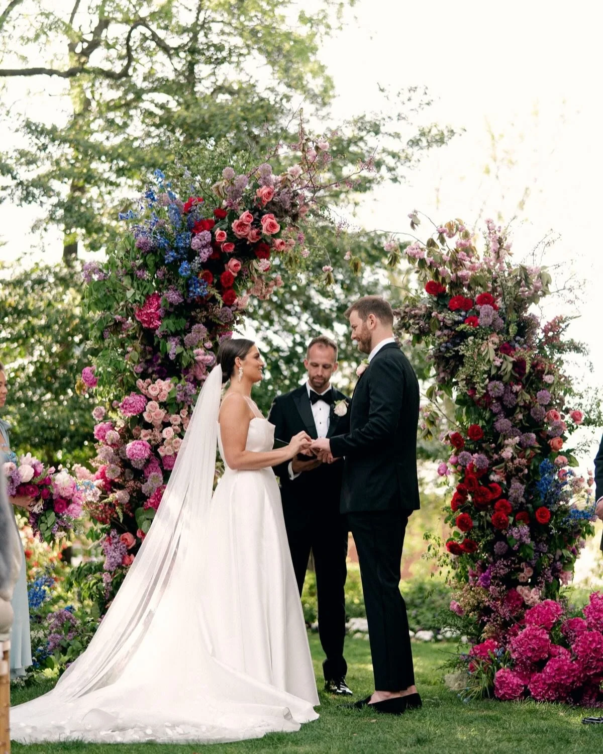 When the bride loves color.

You lean all the way in. The illusion arbor became the canvas, color blocked in a way that felt bold, but still considered. Each hue placed with intention so the palette felt cohesive, not chaotic.

Guided by the setting,