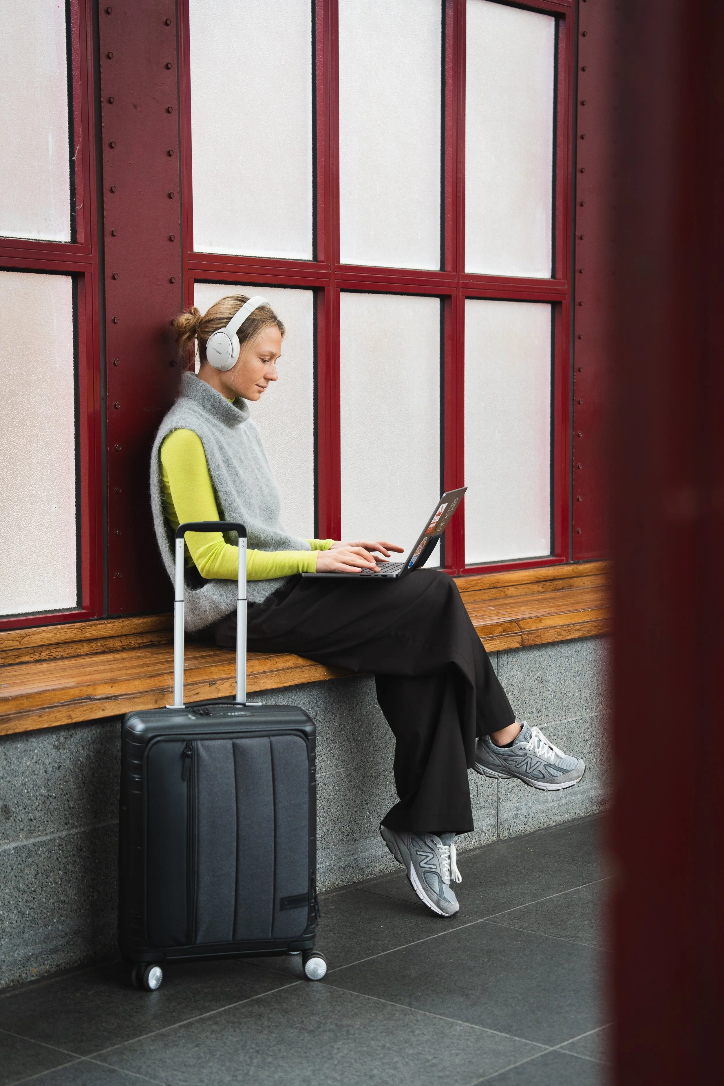American Tourister X AVS-2.jpg