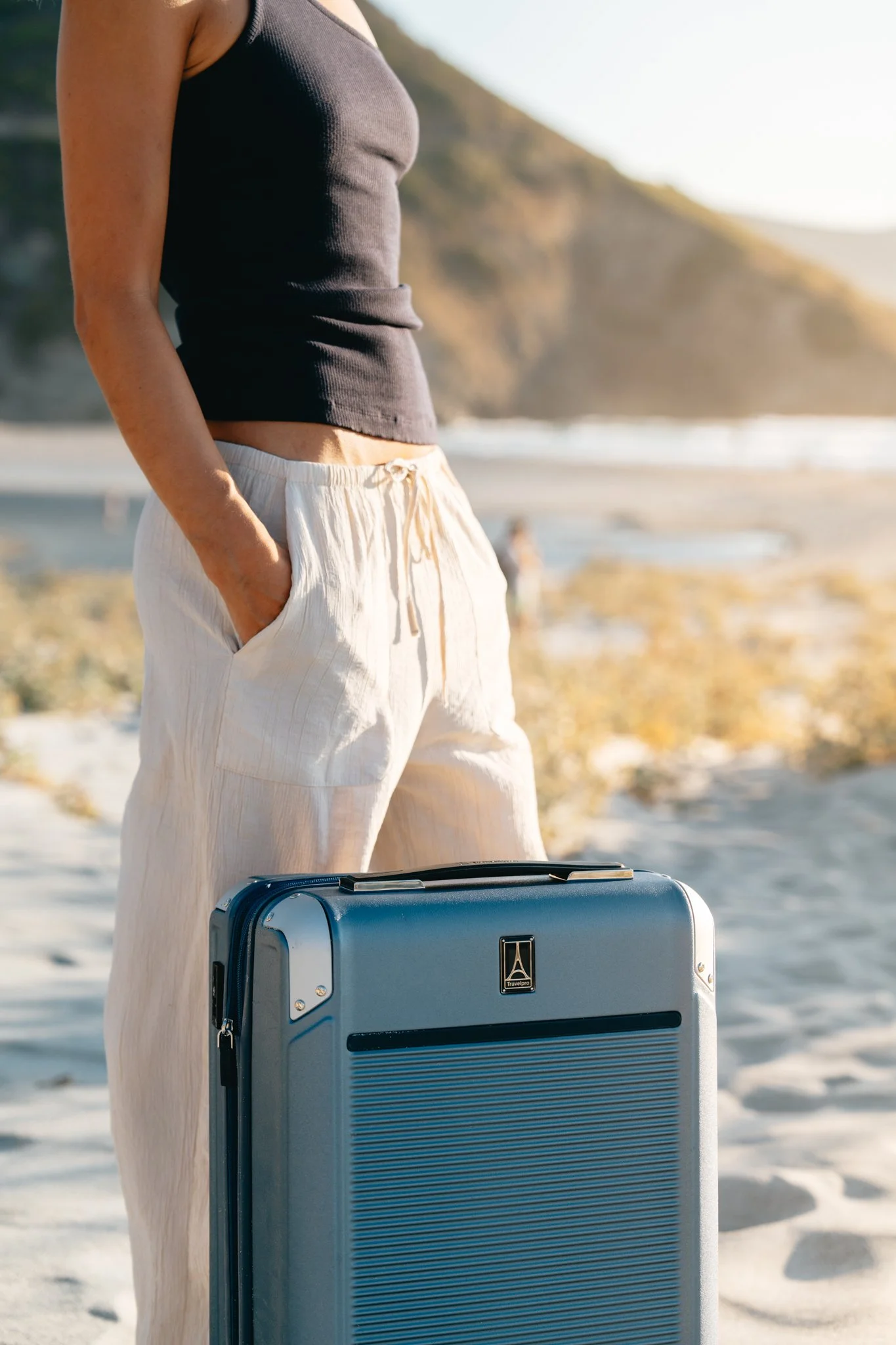 Travelpro Corsica X AVS 2.0-11.jpg