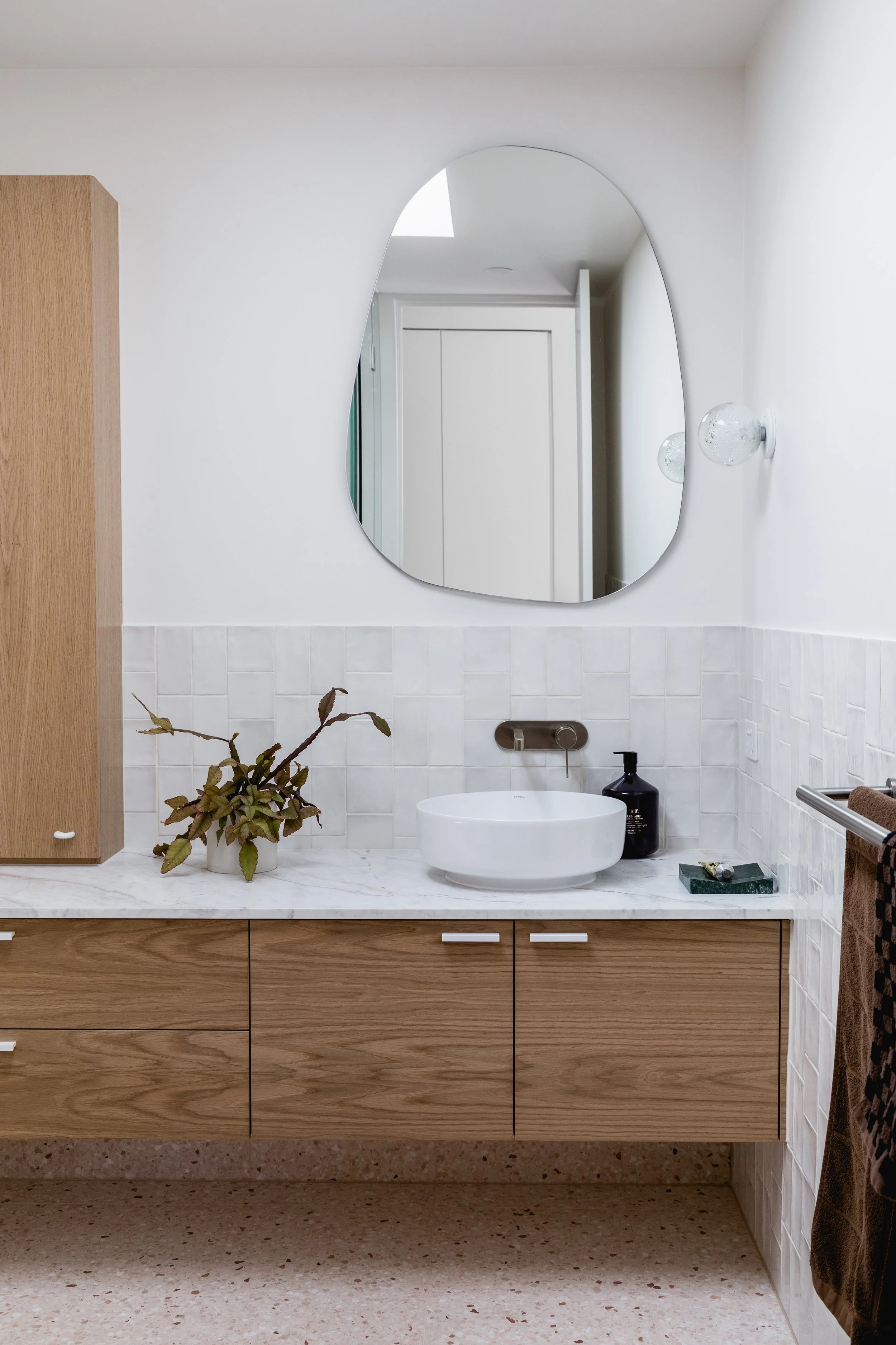 Sheri Haby Architects_Pavilion House_Powder Room_Highett