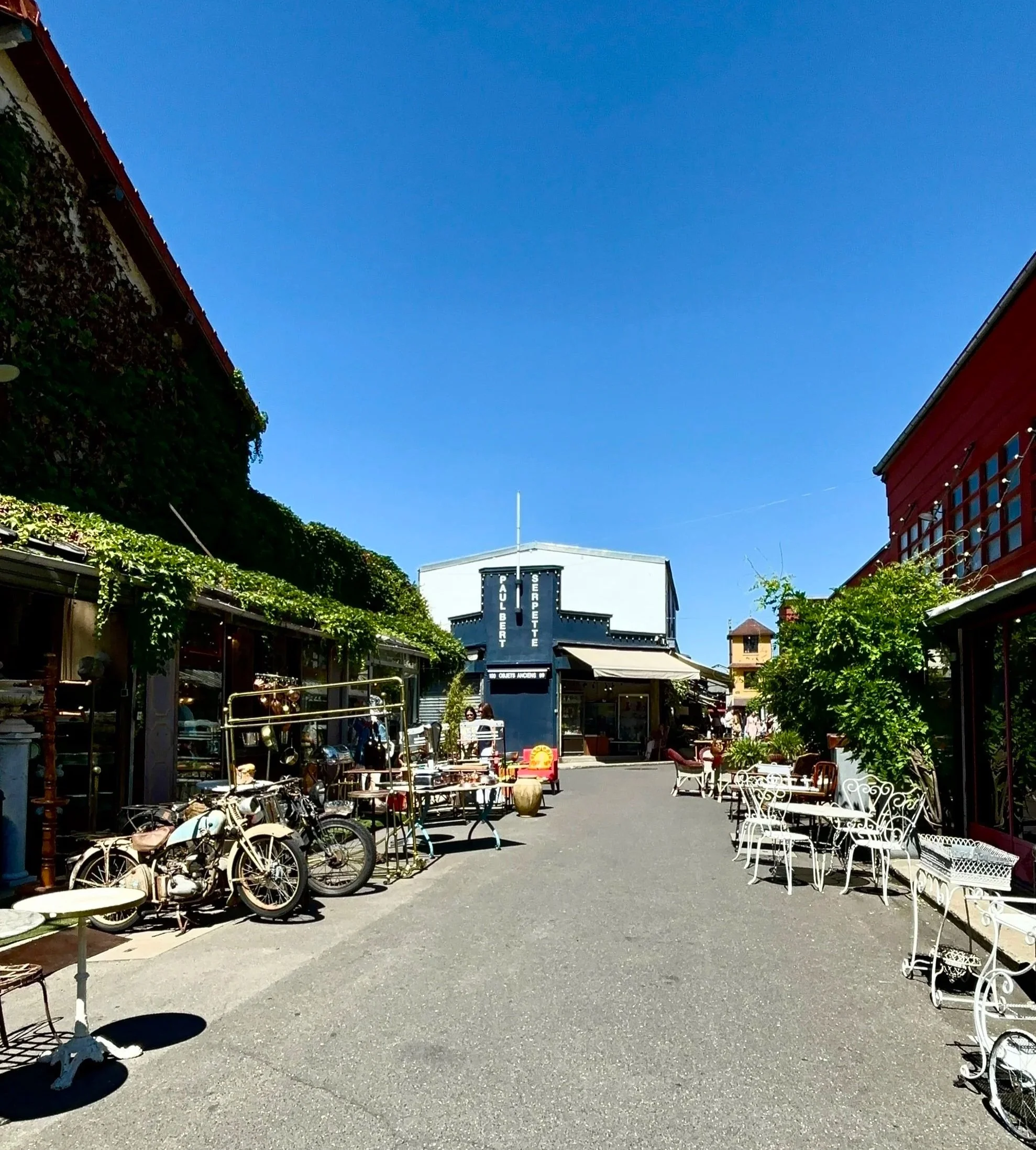 Paul Bert Serpette Market.