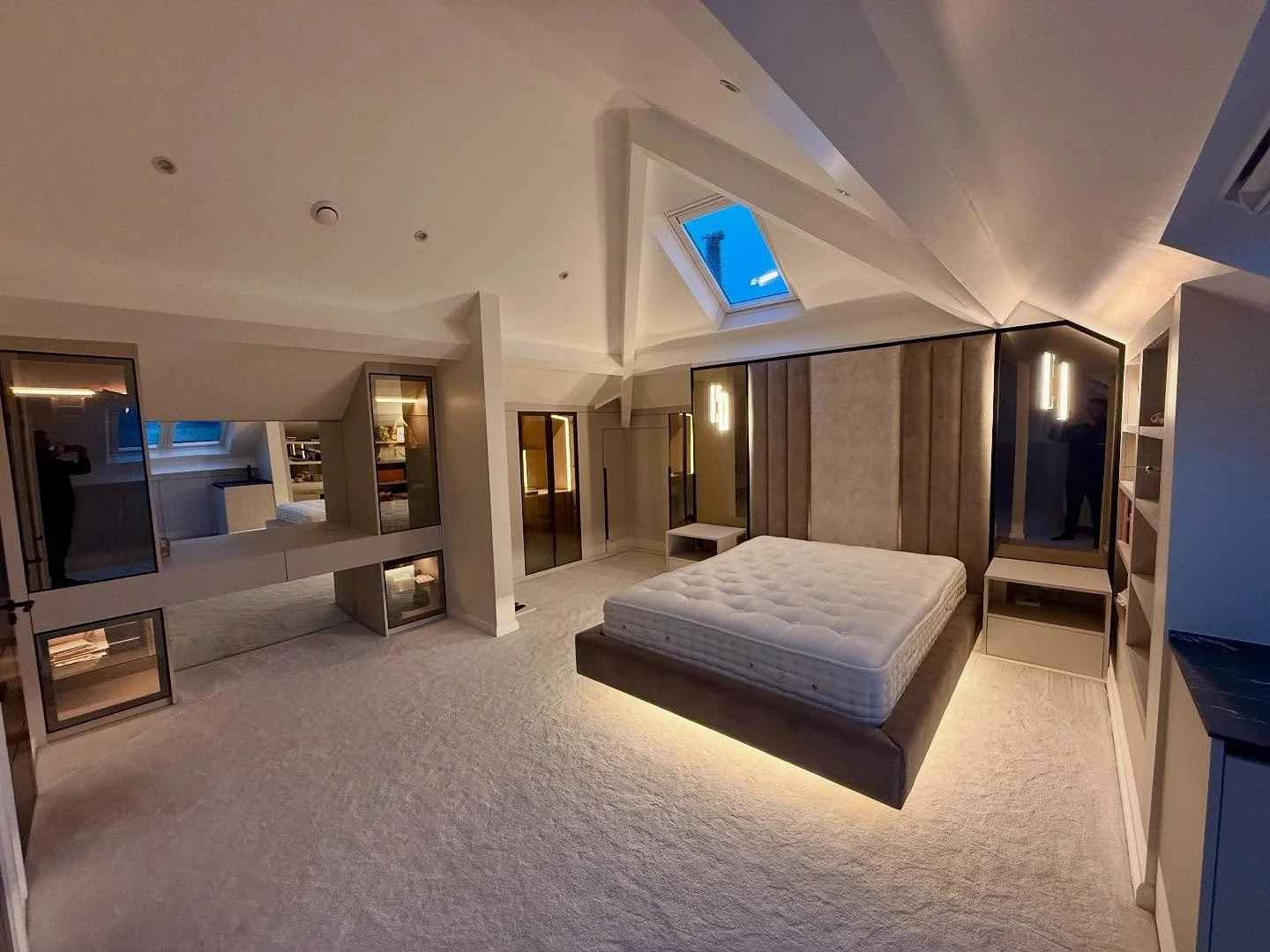 Loft conversion completed earlier this year. Brilliant job done. See the last slide for the before video 😳

#building
#construction 
#interior 
#renovation