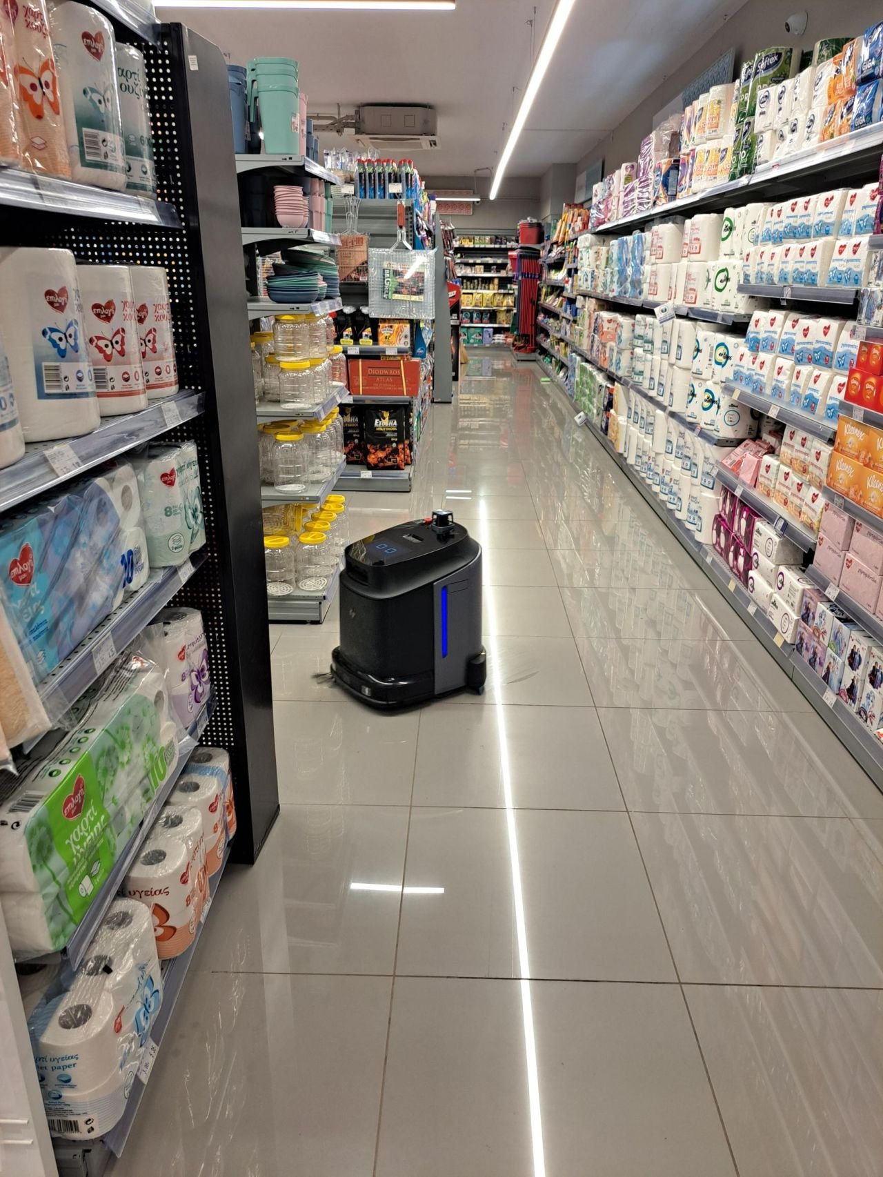 RETAIL / DEPARTMENT STORES
