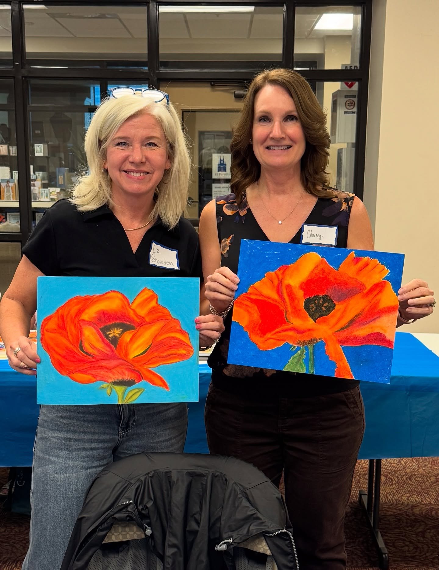 I tried a little something new last night. I took an oil pastel class with @crnaylor87 .

Neither of us loved the medium, but it&rsquo;s good to try something new, right?

Thanks @stpetersartisans for a fun Monday evening.

#trynewthings❤️ #oilpastel