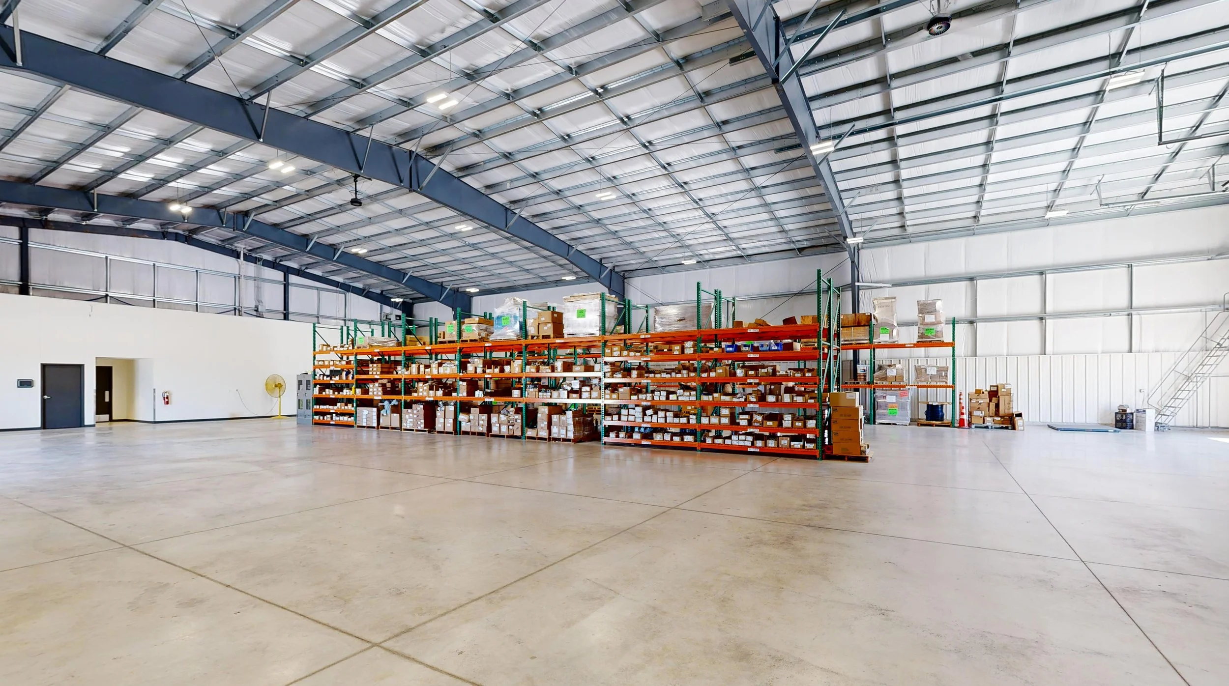 Medina-Hondo-Warehouse1-(MG).jpg
