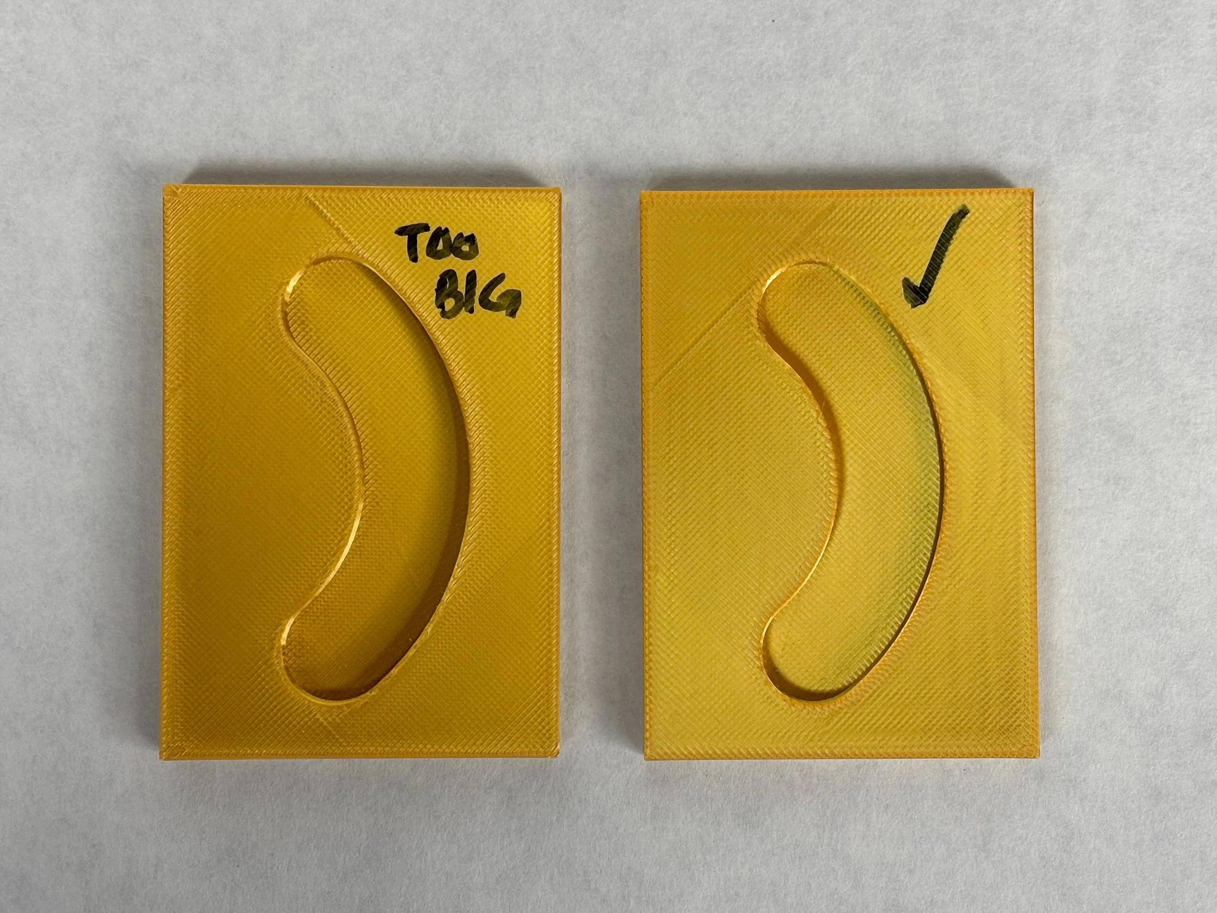 Acrylic display fit test