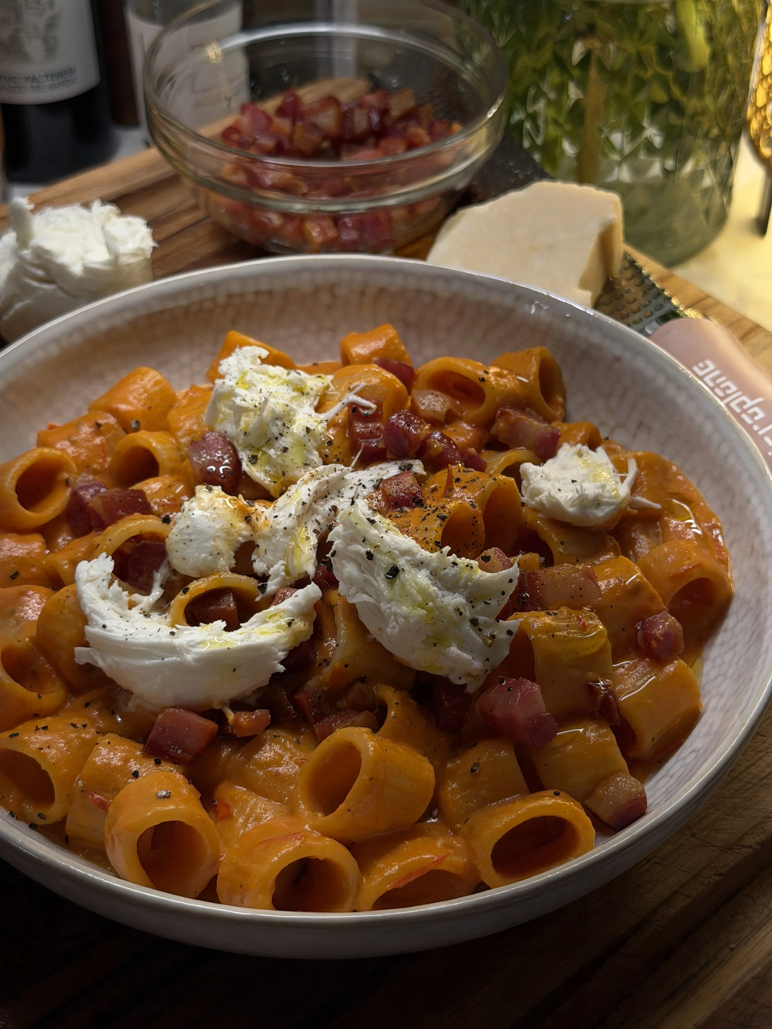 Creamy Tomato Pasta with Crispy Pancetta
