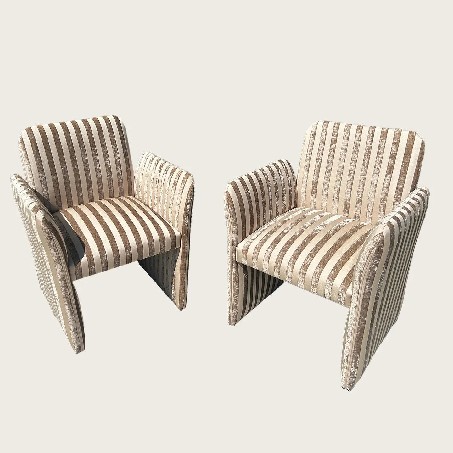 IN THE SHOP: Pair of Postmodern Milo Baughman style club chairs, reupholstered in a dusty mauve striped chenille blend fabric. These were custom chairs for a client of mine and have not been used! Absolutely stunning but were just unfortunately a bit