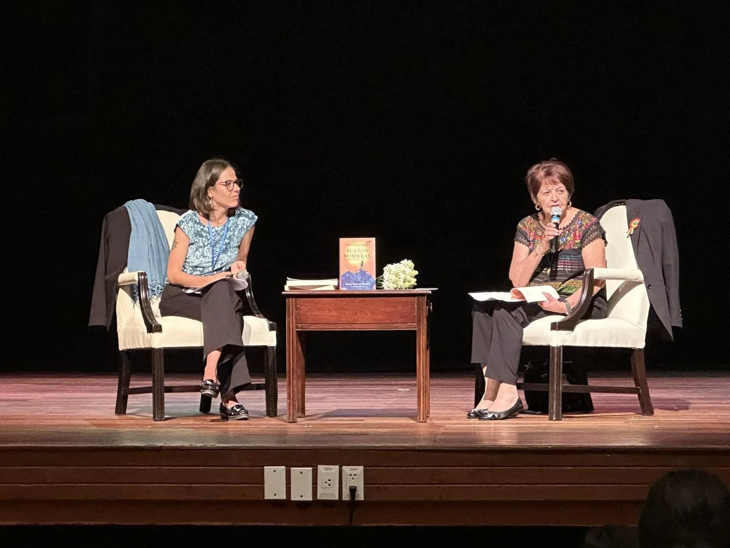 Emma speaking at the American Cooperative School in La Paz, Bolivia
Emma speaking at the American Cooperative School in La Paz, Bolivia