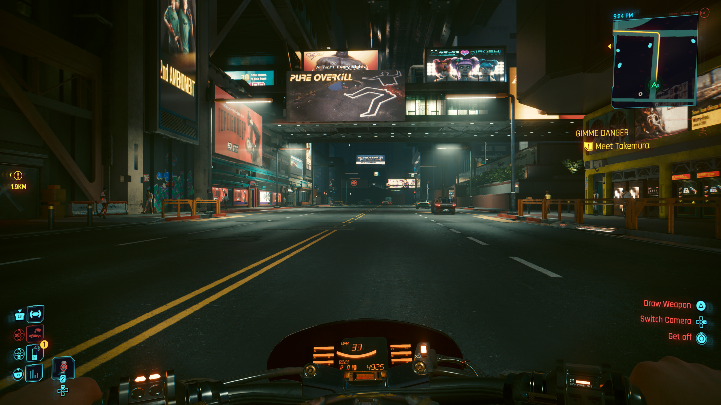 Player focus on mini-map for guidance