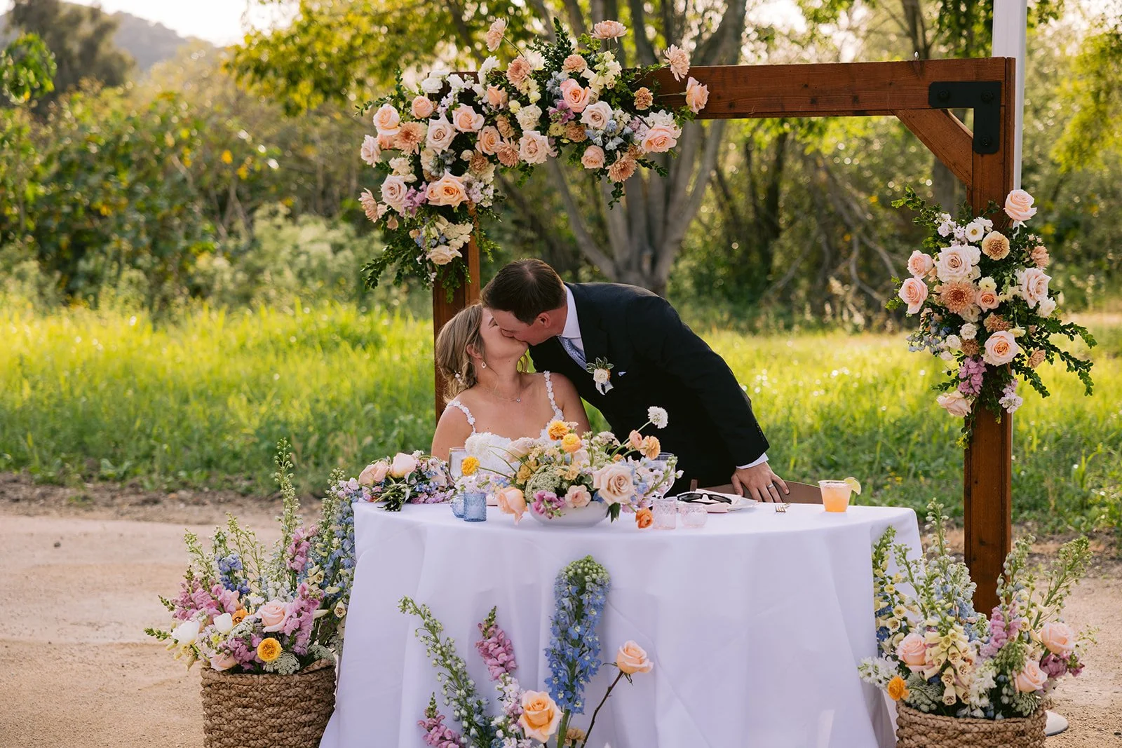 mooncrest_media-tar_creek-wedding-2748.jpg