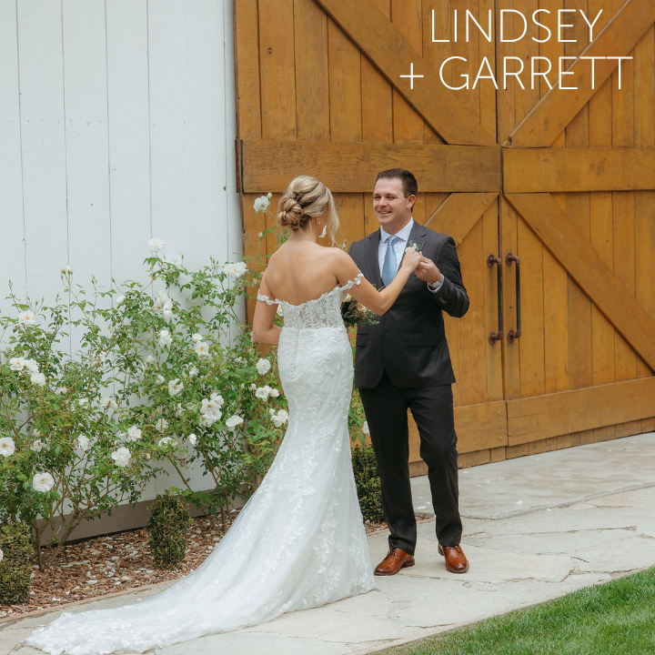 Spring wedding portraits in the Garden at Tar Creek Ranch
