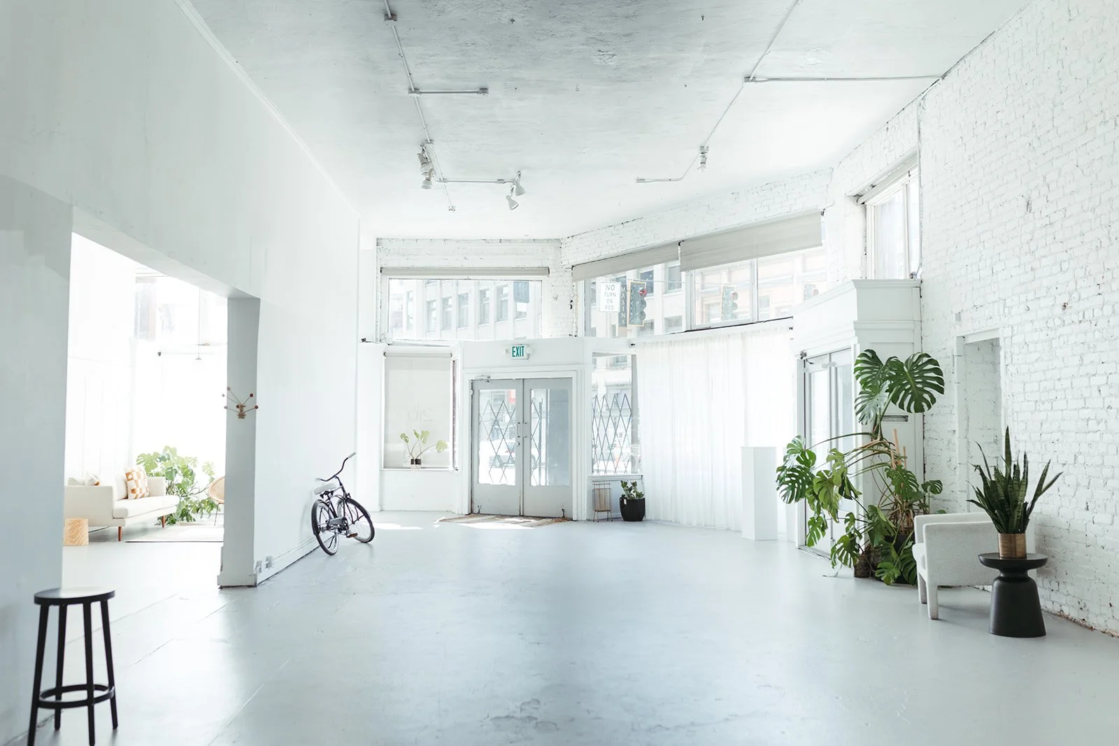 210 and loft-85_websize.jpg