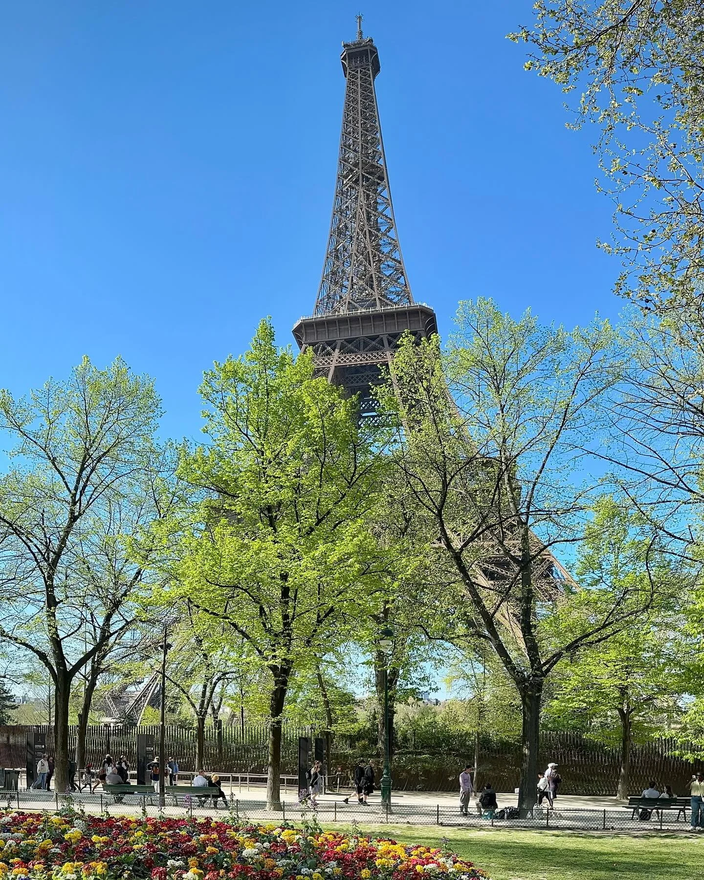 Proof that Paris is always a good idea 🇫🇷 

Thank you for the amazing tour @chauffeur_paris_driver 

#paris #paristravels #parisfrance🇫🇷 #livewithpassion #purposedrivenlife