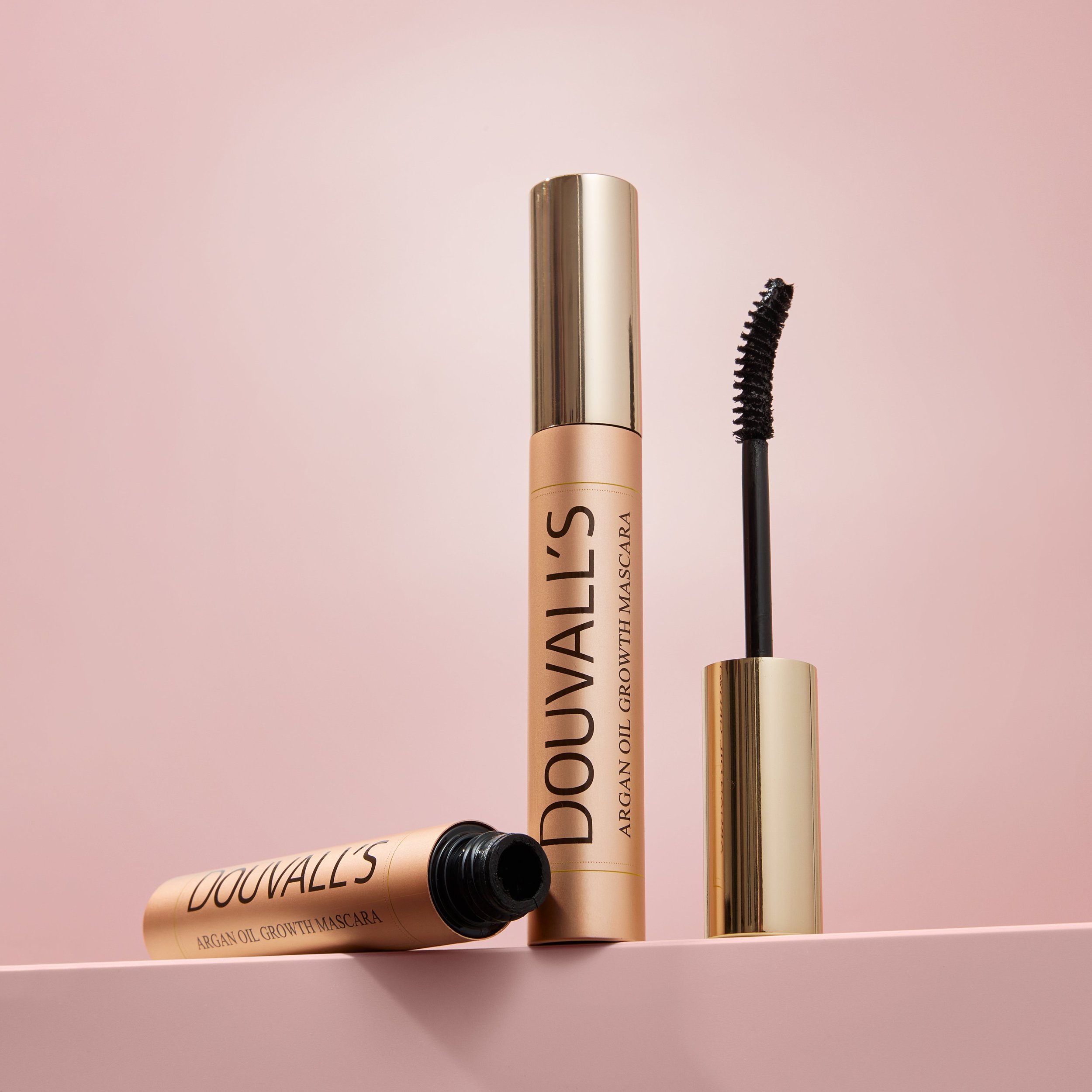 DOUVALLS_SOCIAL_01mascara.jpg
