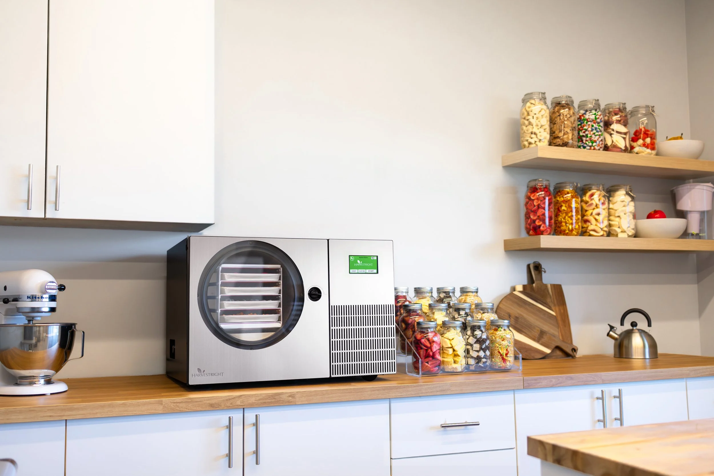 Stainless Steel Countertop Freeze Dryer - Lifestyle 6.jpg
