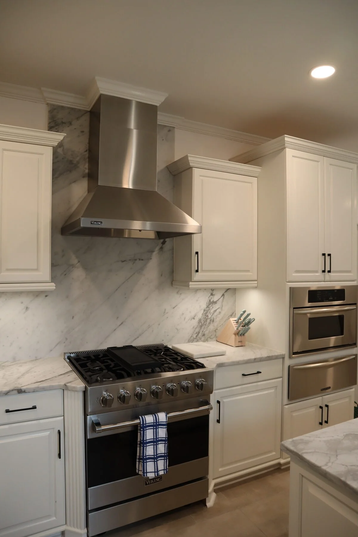 Classic Kitchen Remodel in Charlotte, NC by Bottom Line Renovations project photo 2