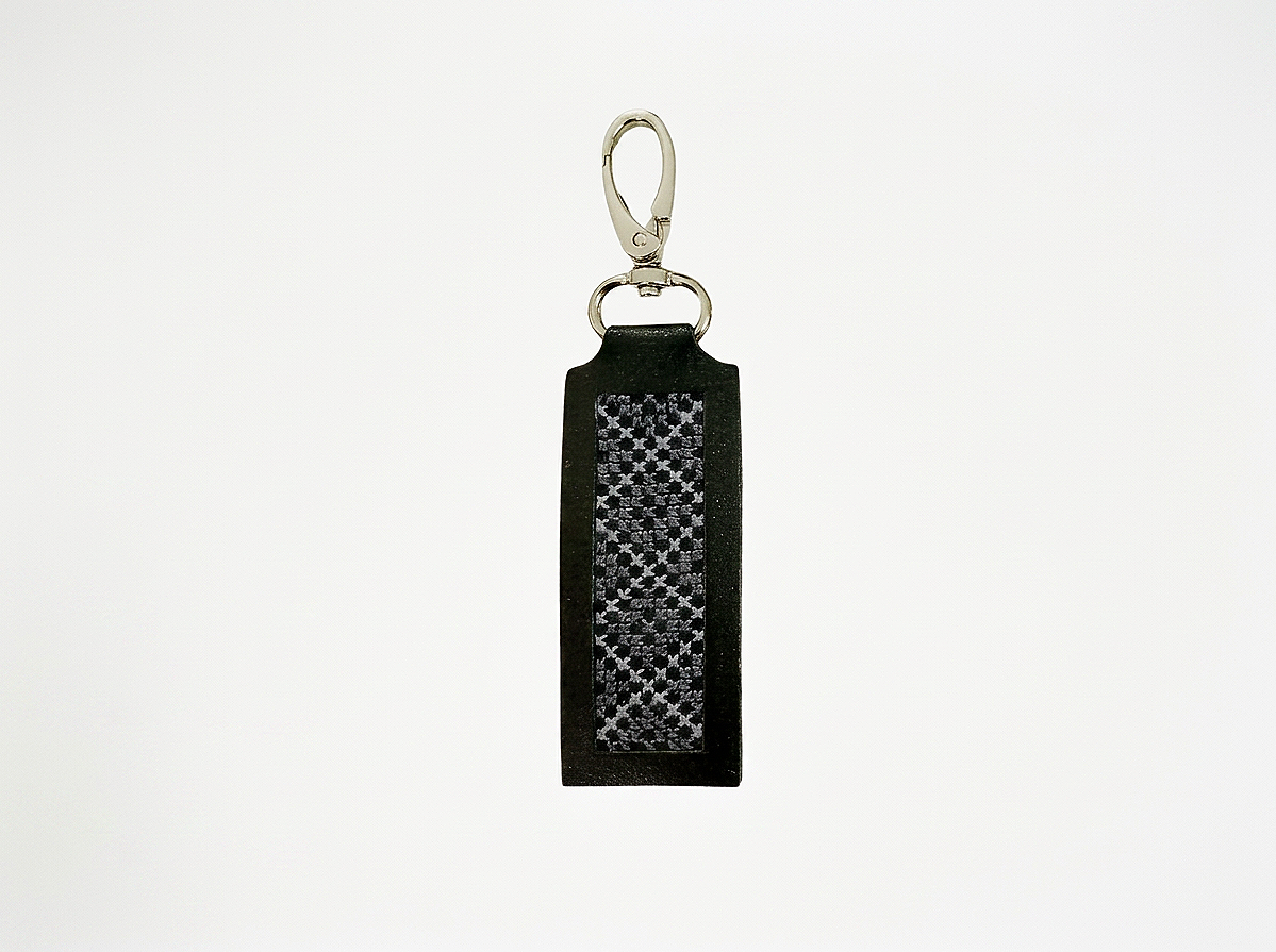 Kite Eclipse | Tatreez Key Fob