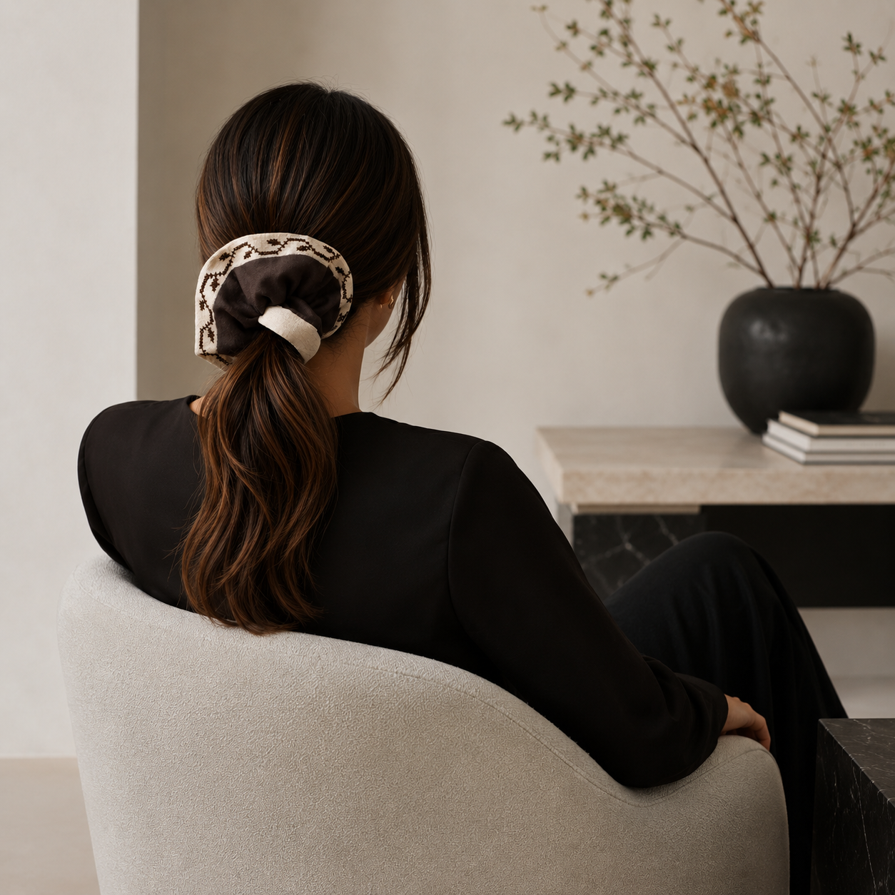 brown hairband.png