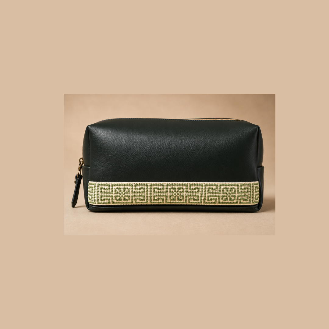 Green Tatreez Travel | Wash Bag