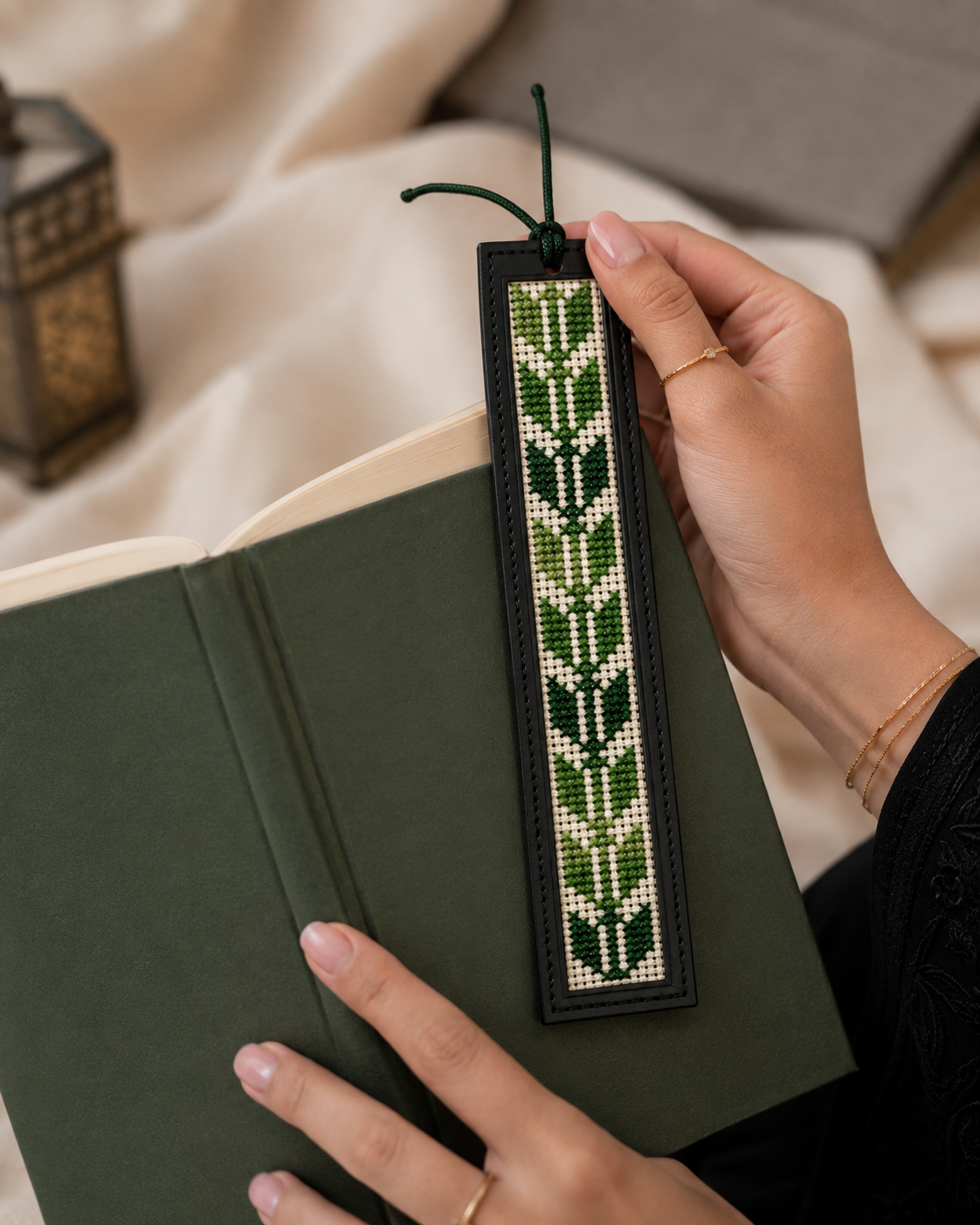 Green Bookmark.png