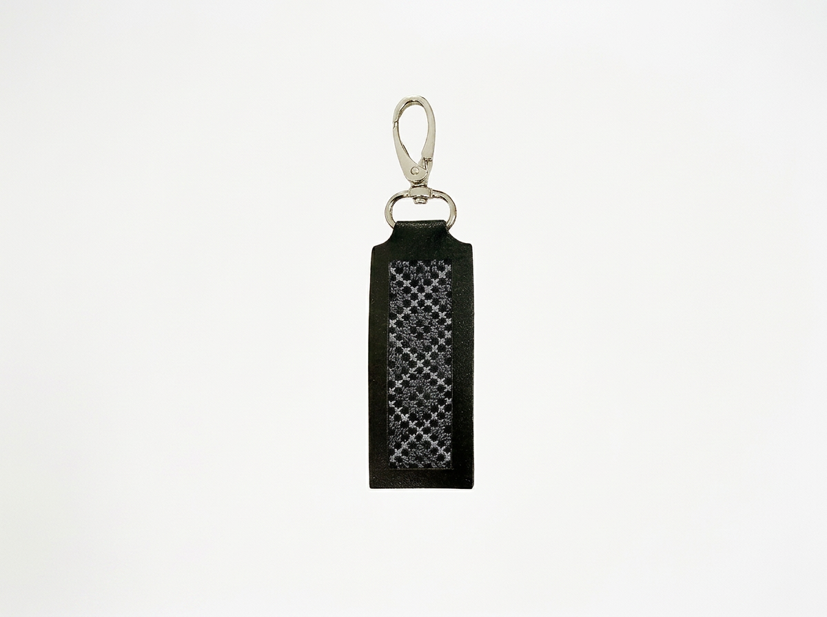 Kite Eclipse | Tatreez Key Fob