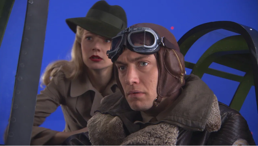 blue screen image of sky captain and the world of tomorrow
