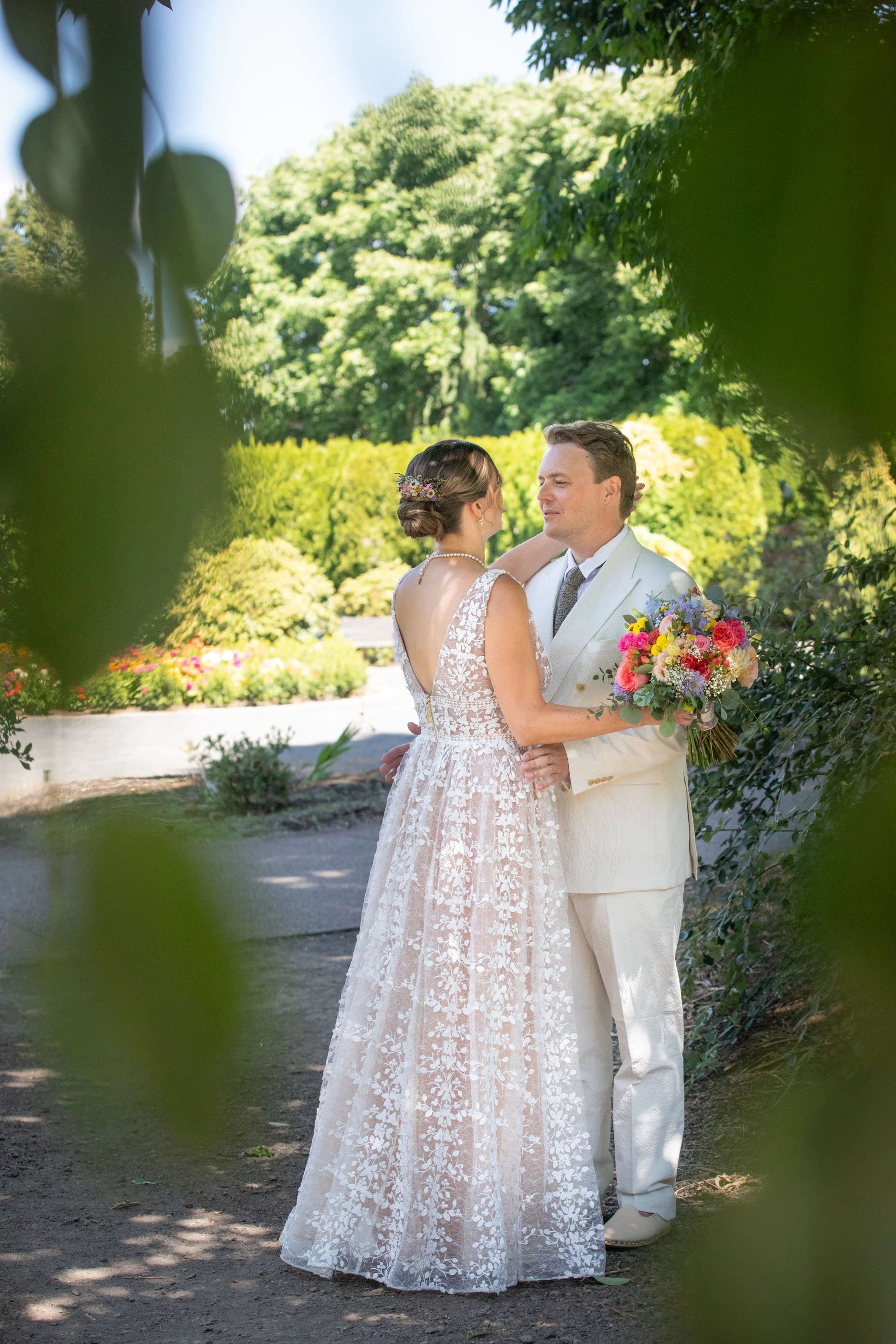 The_Oregon_Gardens_Weddings_Garden_Wedding_Photography_True_Color_Portland_Photography_Sunset_Oregon_Garden0015.jpg