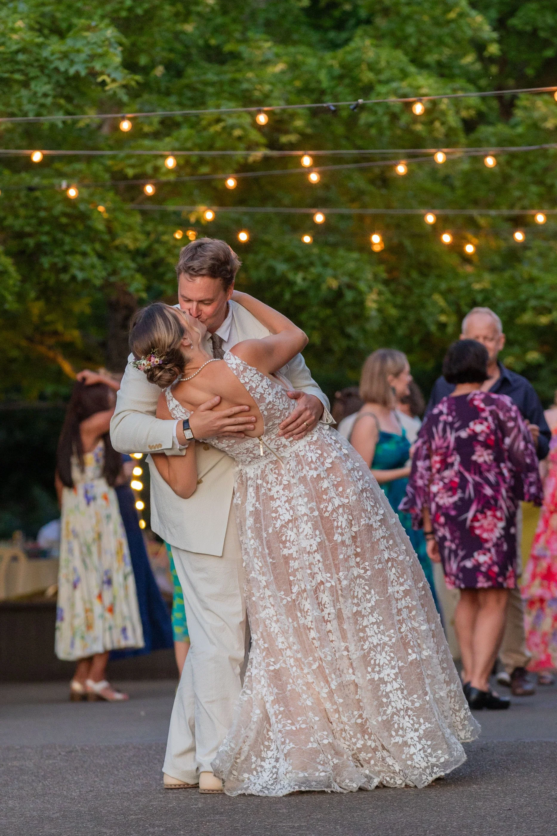 The_Oregon_Gardens_Weddings_Garden_Wedding_Photography_True_Color_Portland_Photography_Sunset_Oregon_Garden0199.jpg