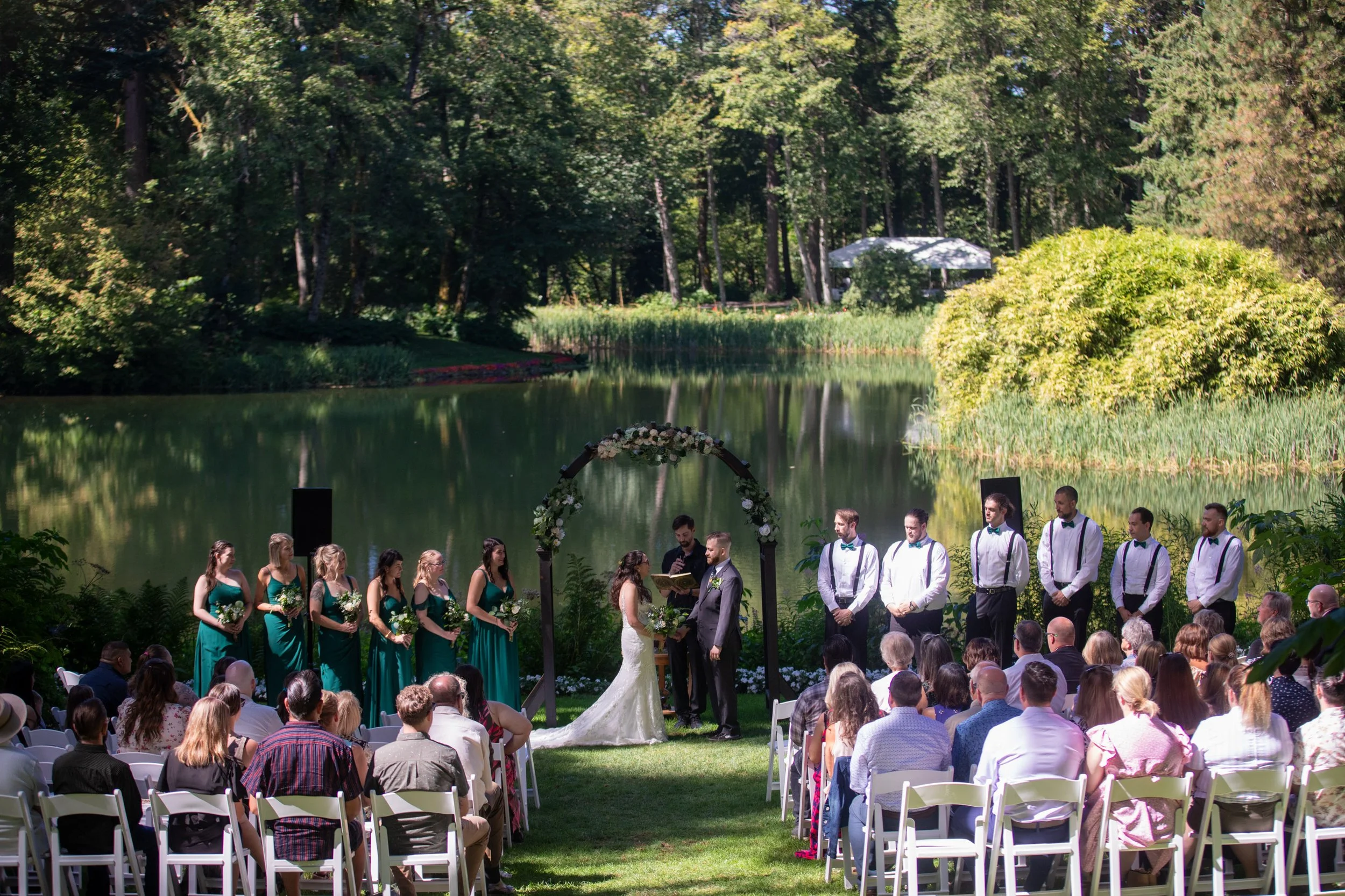 Bridal_Veil_Lakes_Wedding_Photography_Corbett_Oregon_True_Color_Photography_Gorge_Weddings_Mushroom_Wedding_Photos0055.jpg