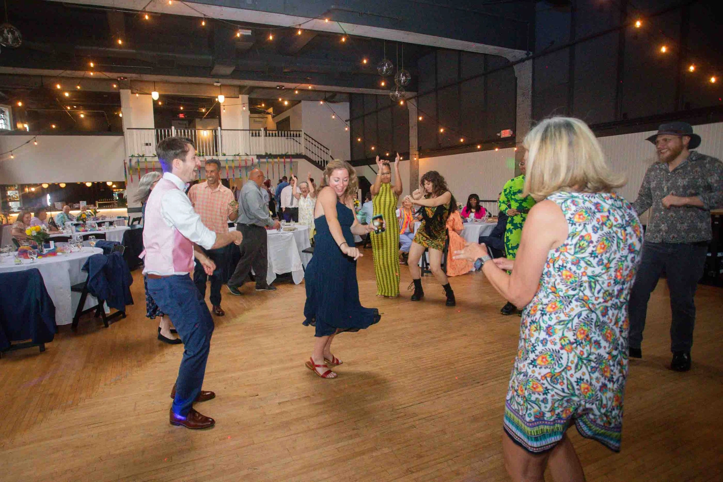 The_Evergreen_Wedding_Venue_Portland_Oregon_Rainbow_Wedding_LGTQB_Weddings_PDX_True_Color_Weddings0128.jpg