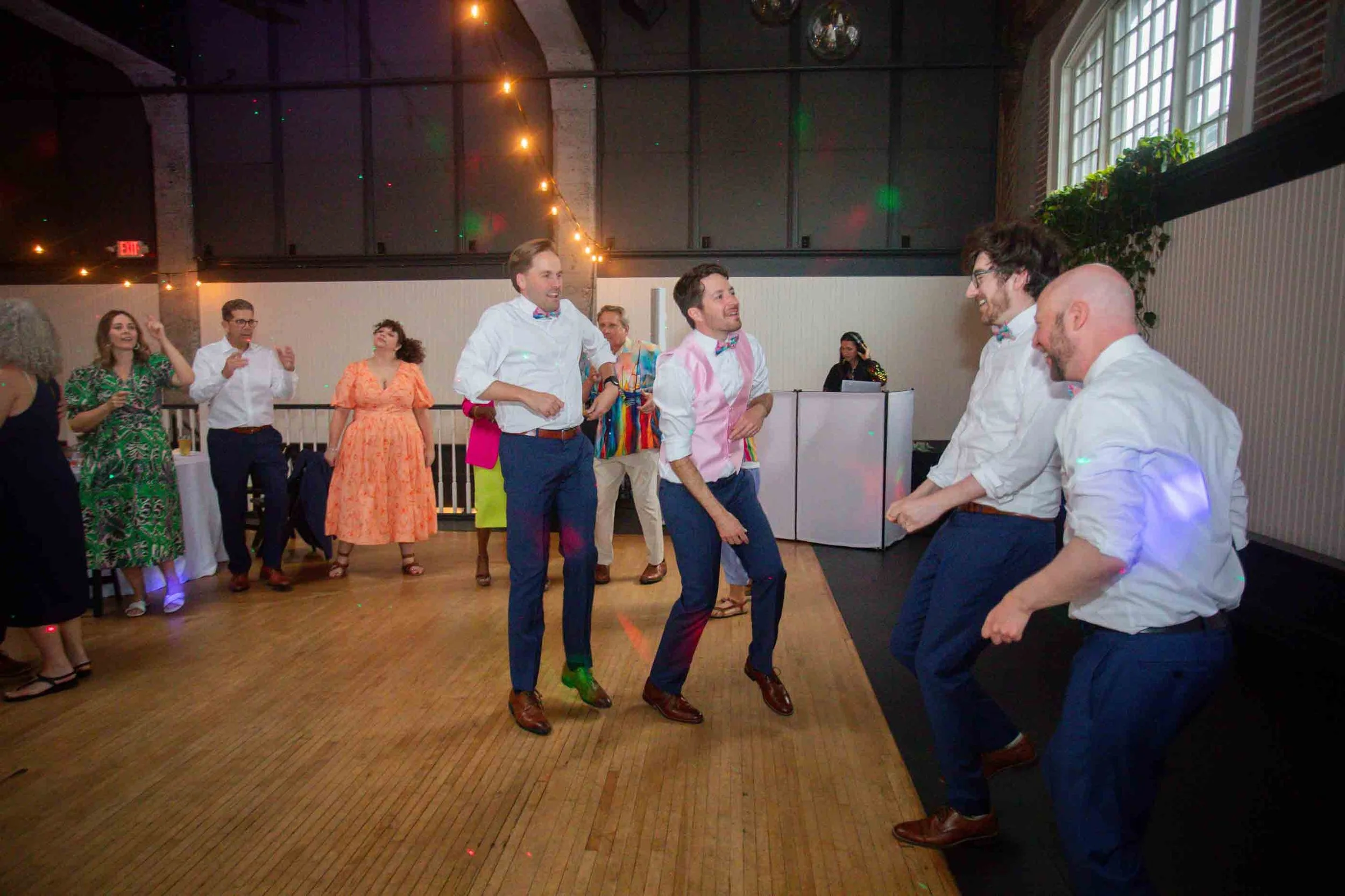 The_Evergreen_Wedding_Venue_Portland_Oregon_Rainbow_Wedding_LGTQB_Weddings_PDX_True_Color_Weddings0139.jpg