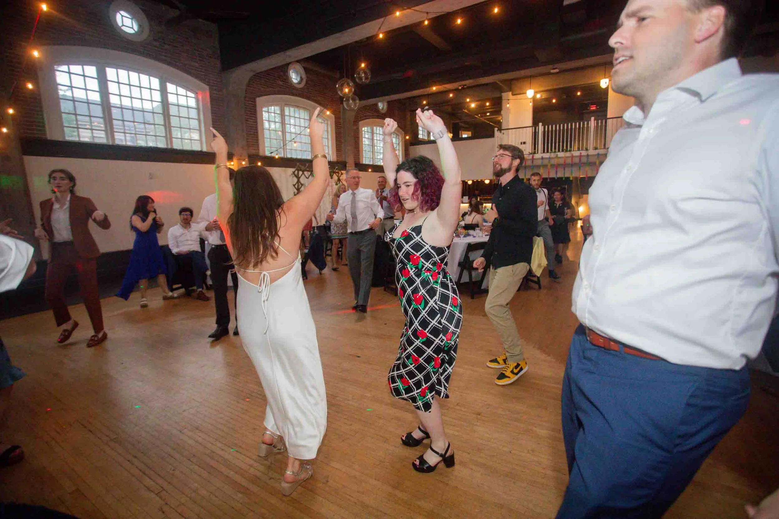 The_Evergreen_Wedding_Venue_Portland_Oregon_Rainbow_Wedding_LGTQB_Weddings_PDX_True_Color_Weddings0158.jpg