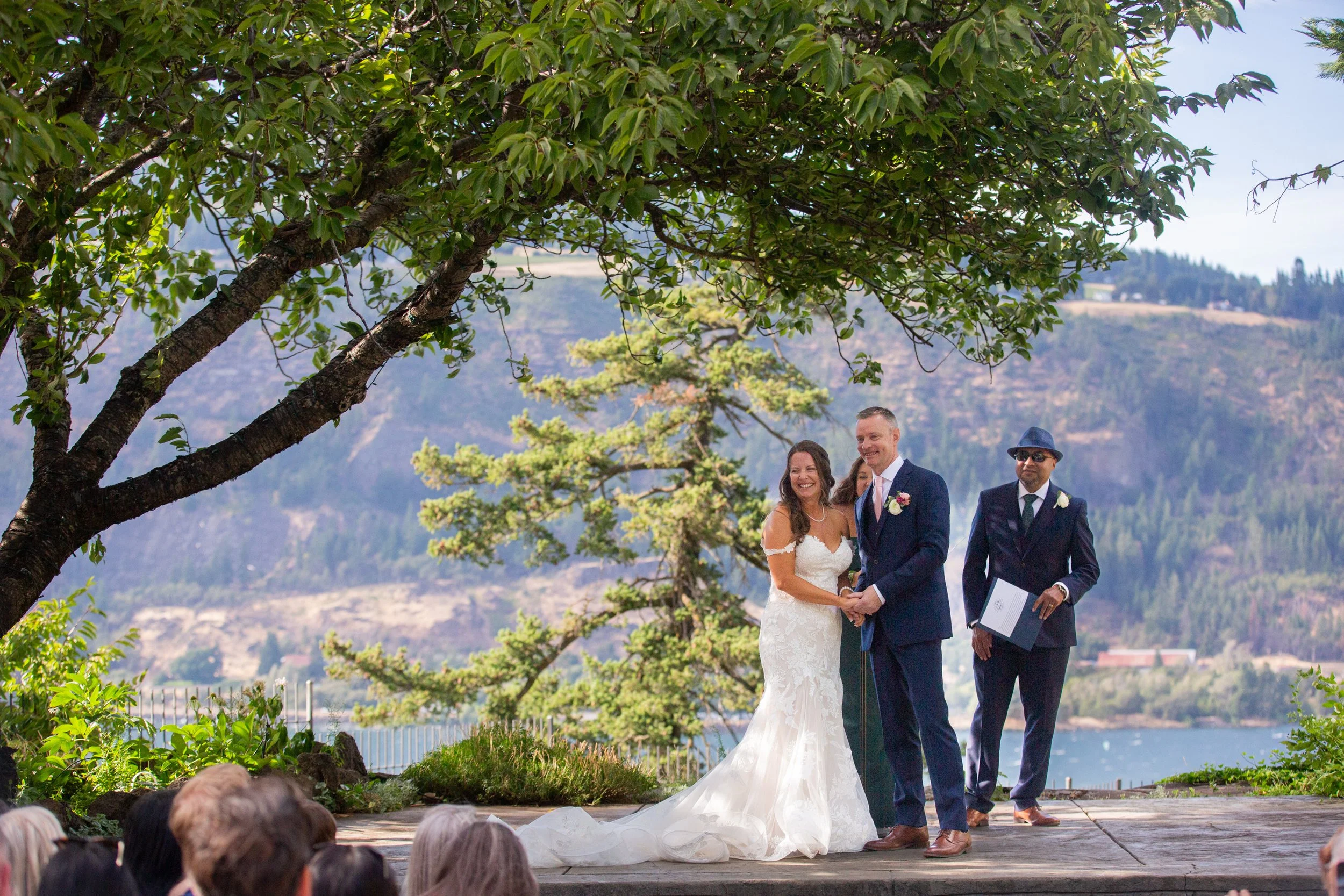 Columbia_River_Gorge_Hotel_Wedding_Photography_True_Color_Mt_Hood_Oregon_Wedding_Photography0046.jpg