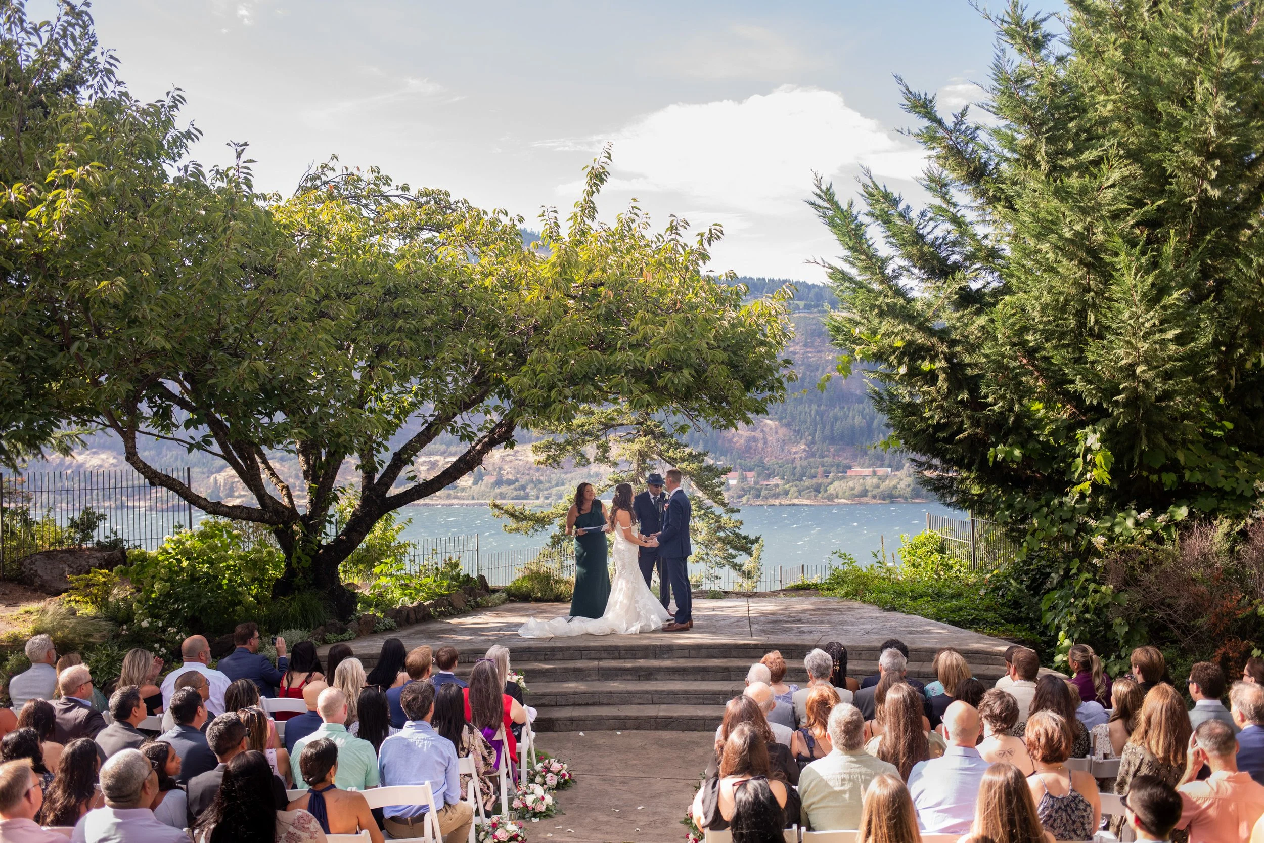 Columbia_River_Gorge_Hotel_Wedding_Photography_True_Color_Mt_Hood_Oregon_Wedding_Photography0047.jpg