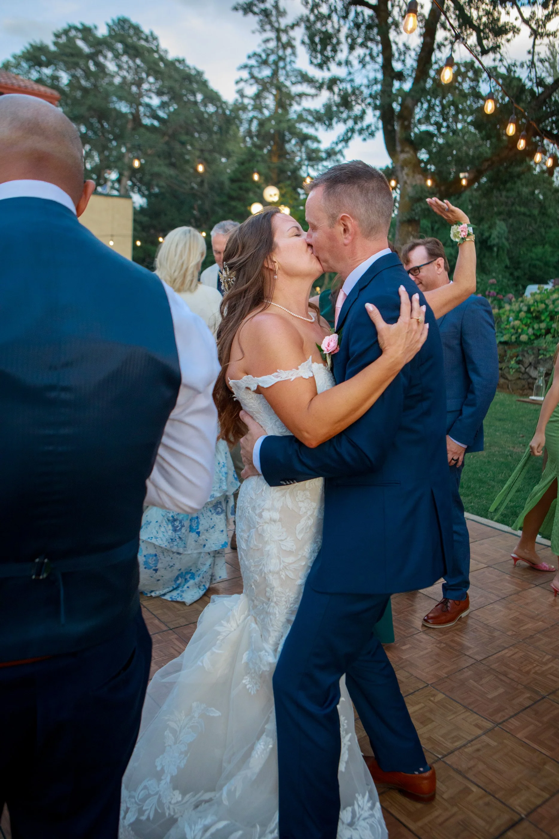 Columbia_River_Gorge_Hotel_Wedding_Photography_True_Color_Mt_Hood_Oregon_Wedding_Photography0154.jpg